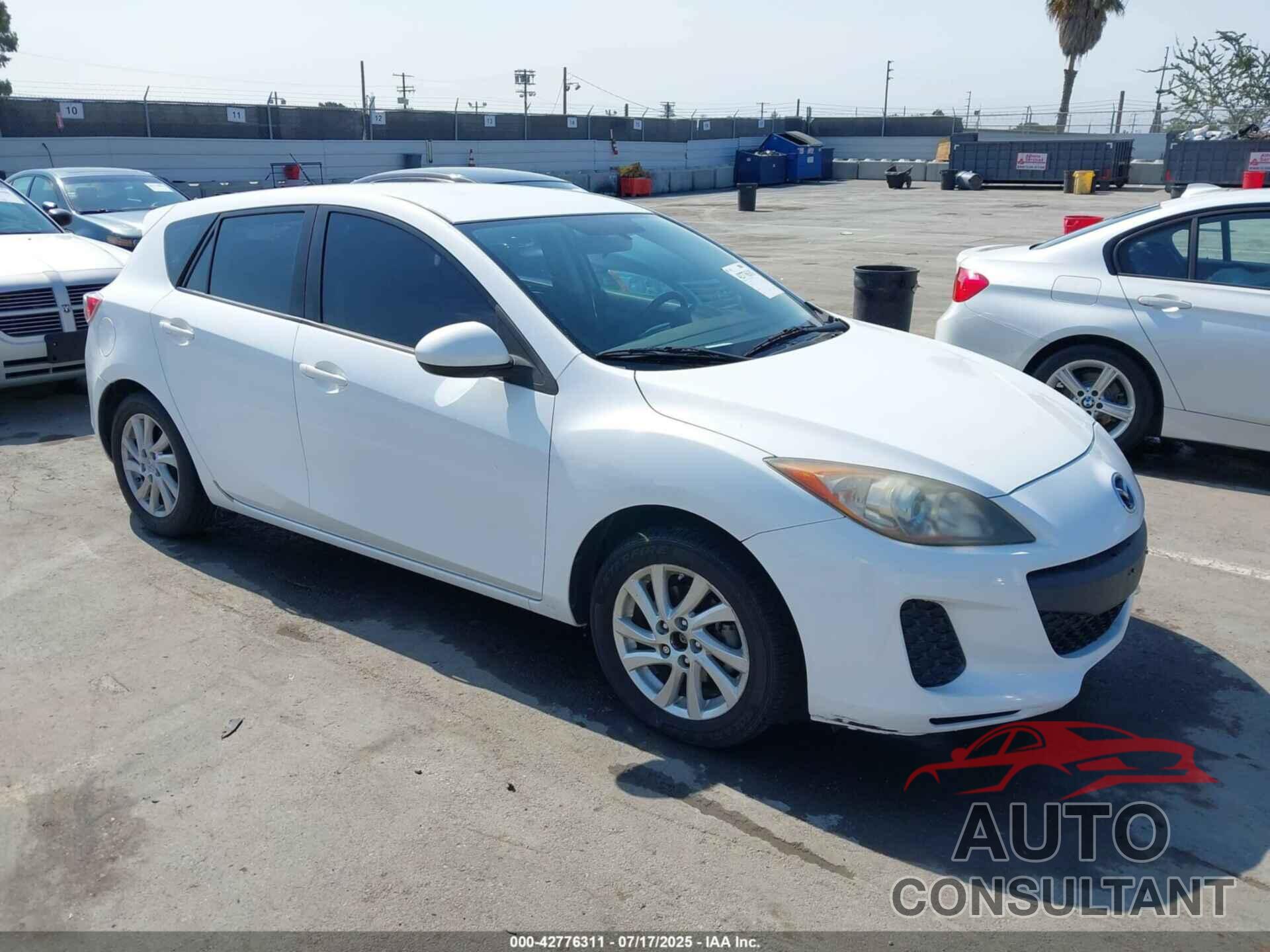 MAZDA MAZDA3 2012 - JM1BL1L76C1665708