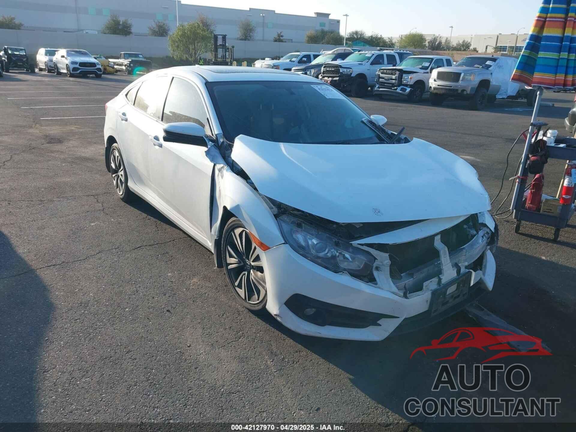 HONDA CIVIC 2018 - JHMFC1F36JX017370