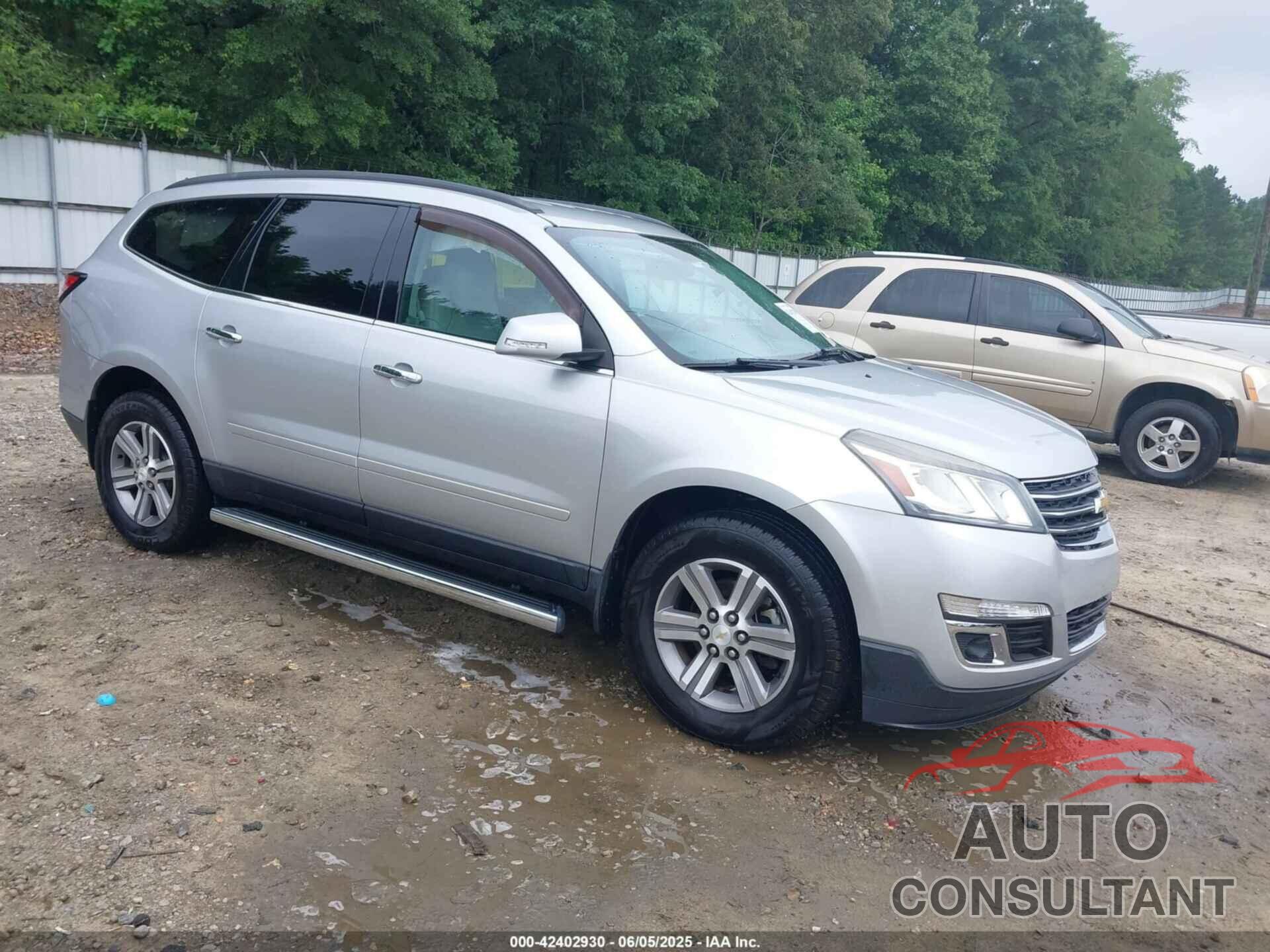 CHEVROLET TRAVERSE 2015 - 1GNKRHKD8FJ384553