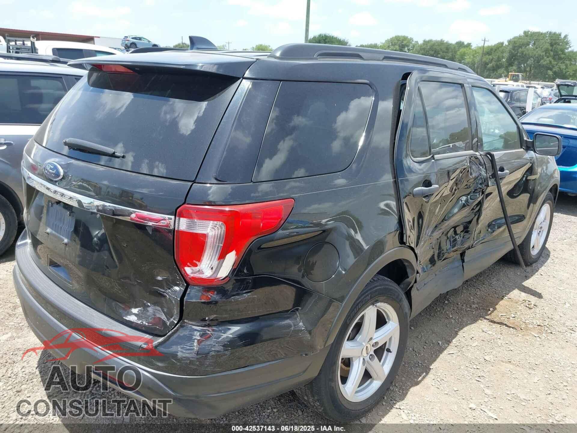 FORD EXPLORER 2018 - 1FM5K7B85JGB55613