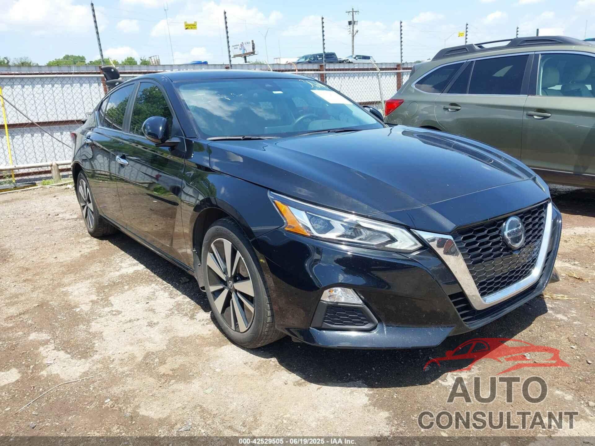 NISSAN ALTIMA 2022 - 1N4BL4DV0NN303678