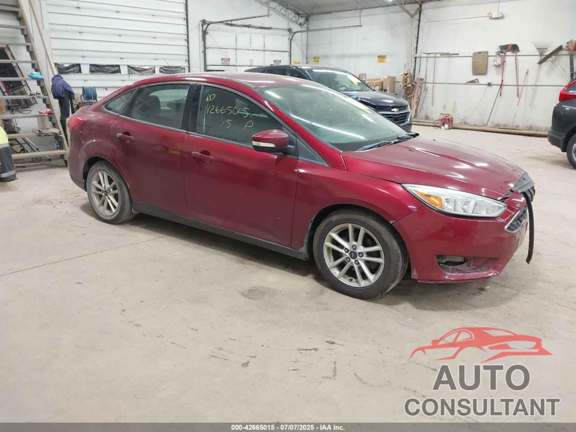 FORD FOCUS 2015 - 1FADP3F21FL270827