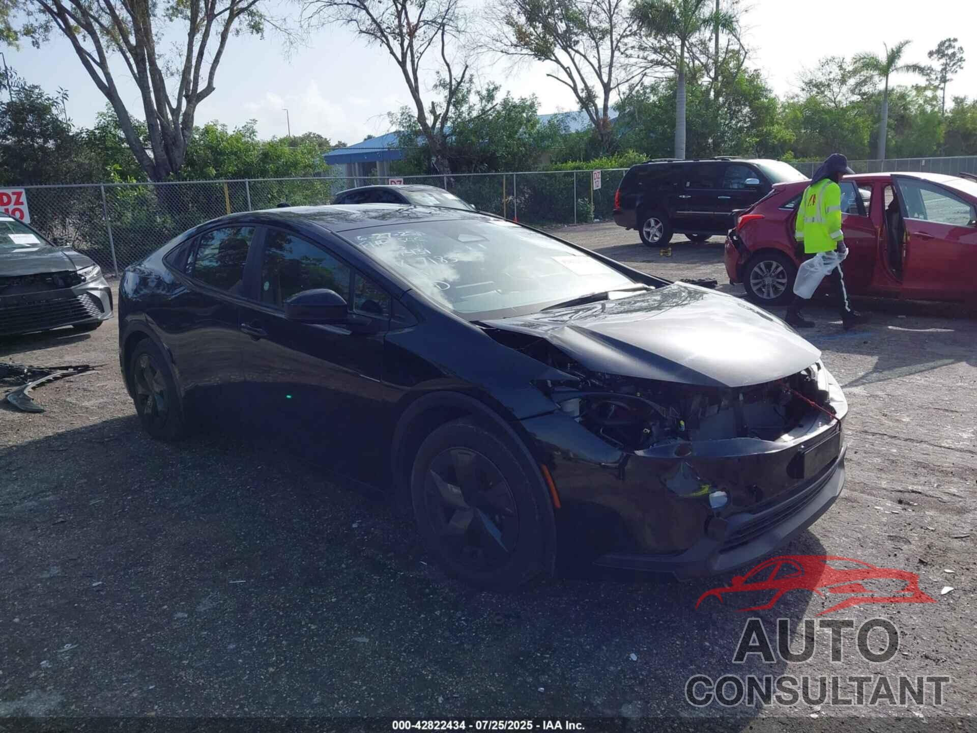 TOYOTA PRIUS 2024 - JTDACAAU9R3017183