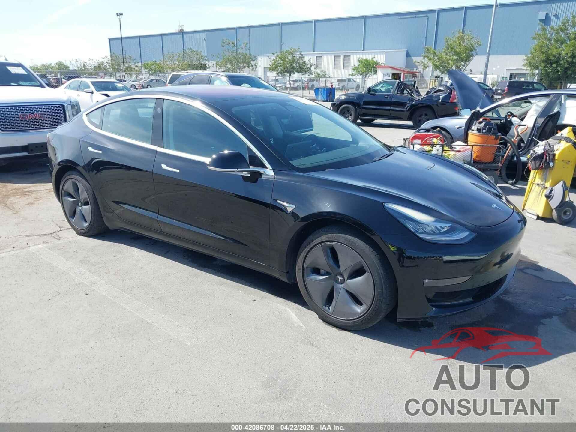 TESLA MODEL 3 2017 - 5YJ3E1EA6HF002158
