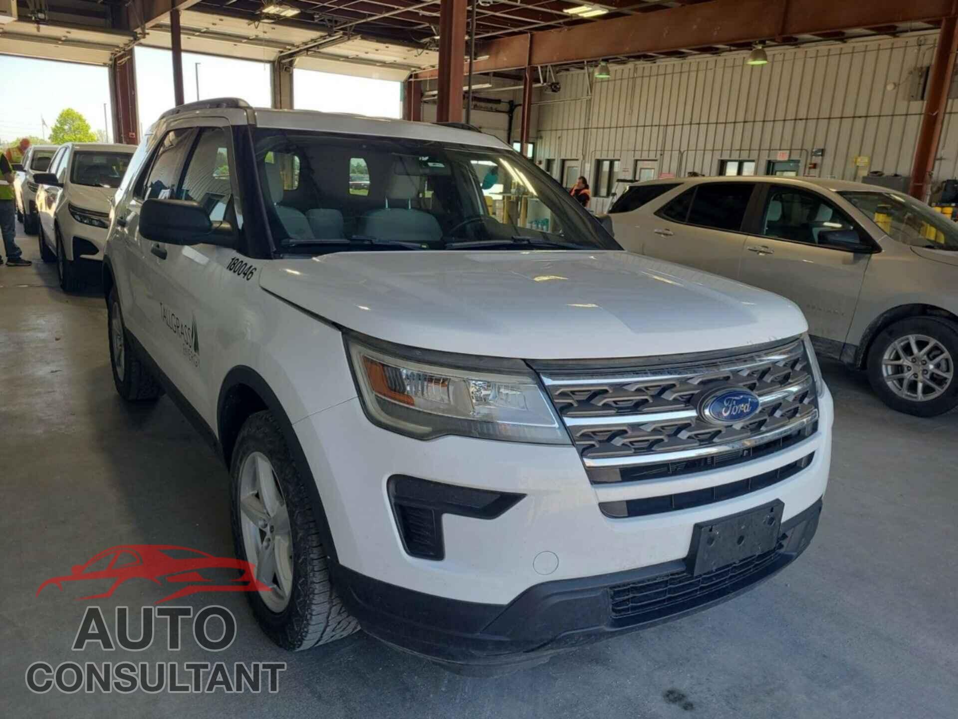 FORD EXPLORER 2018 - 1FM5K8B82JGB35163