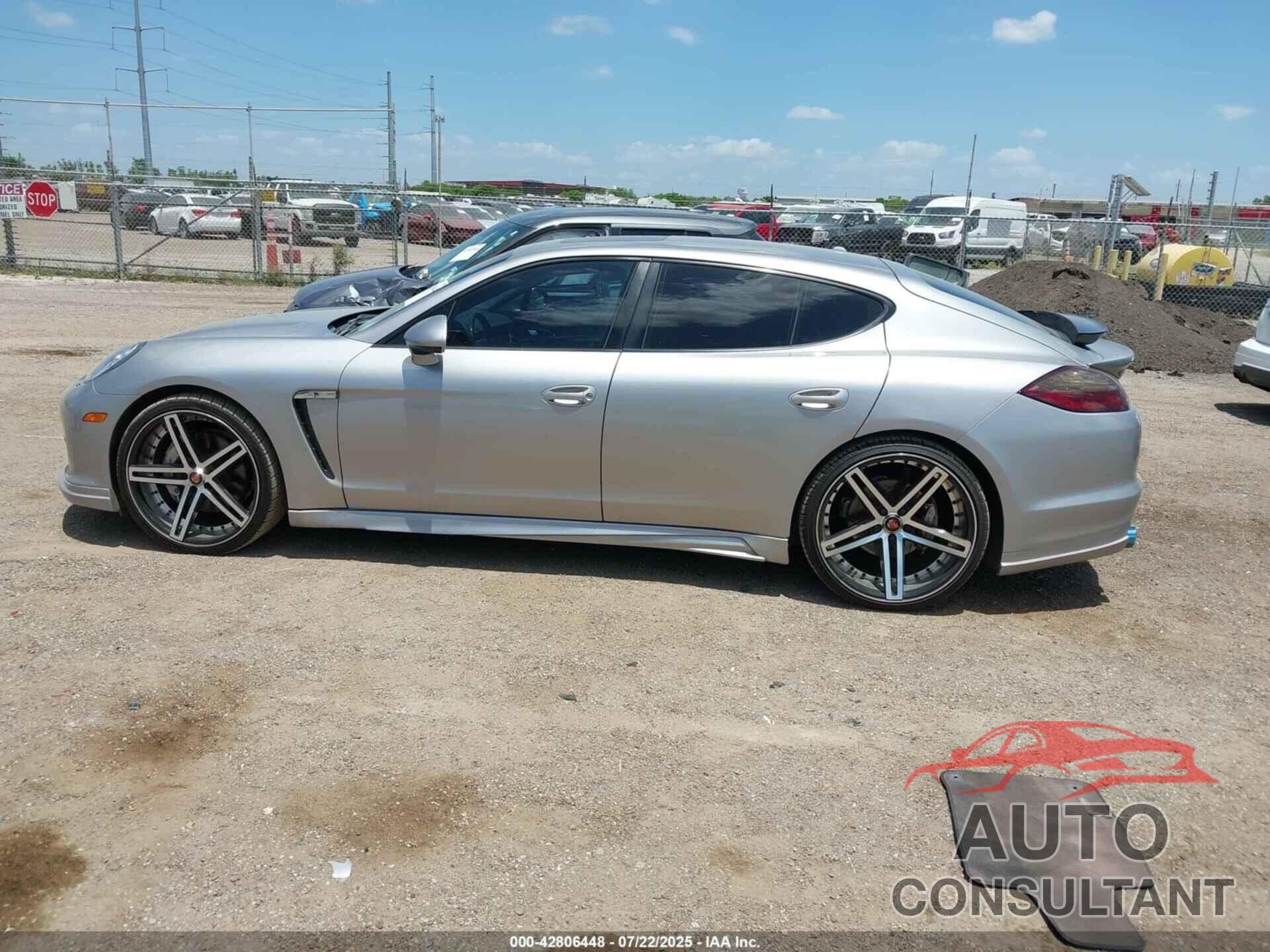 PORSCHE PANAMERA 2010 - WP0AB2A70AL062004