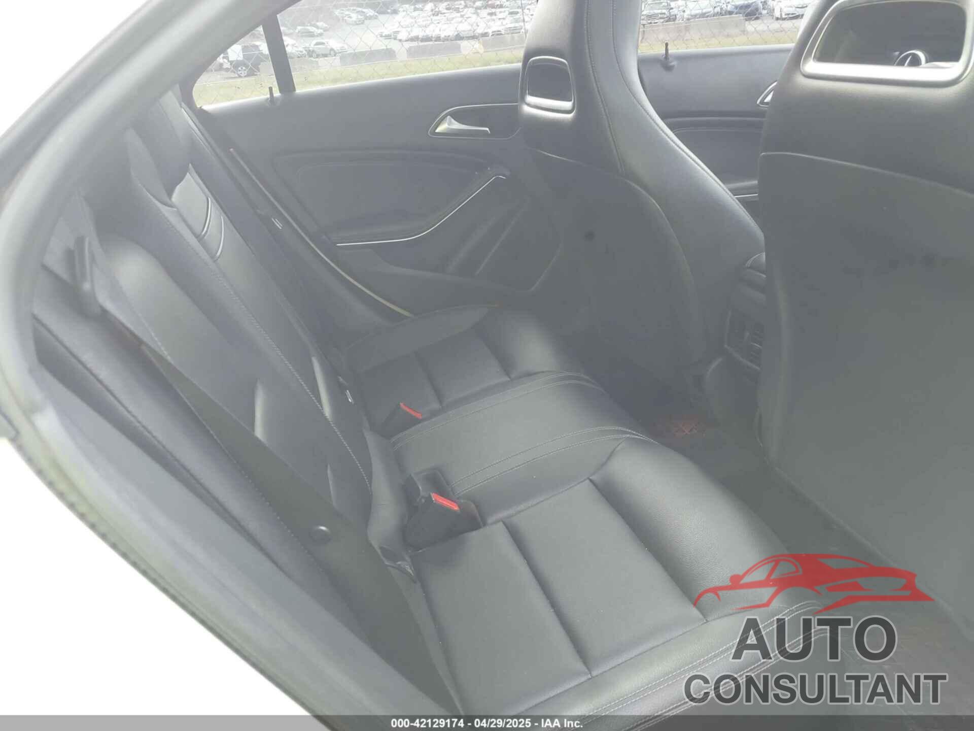 MERCEDES-BENZ CLA 250 2016 - WDDSJ4EB4GN338592