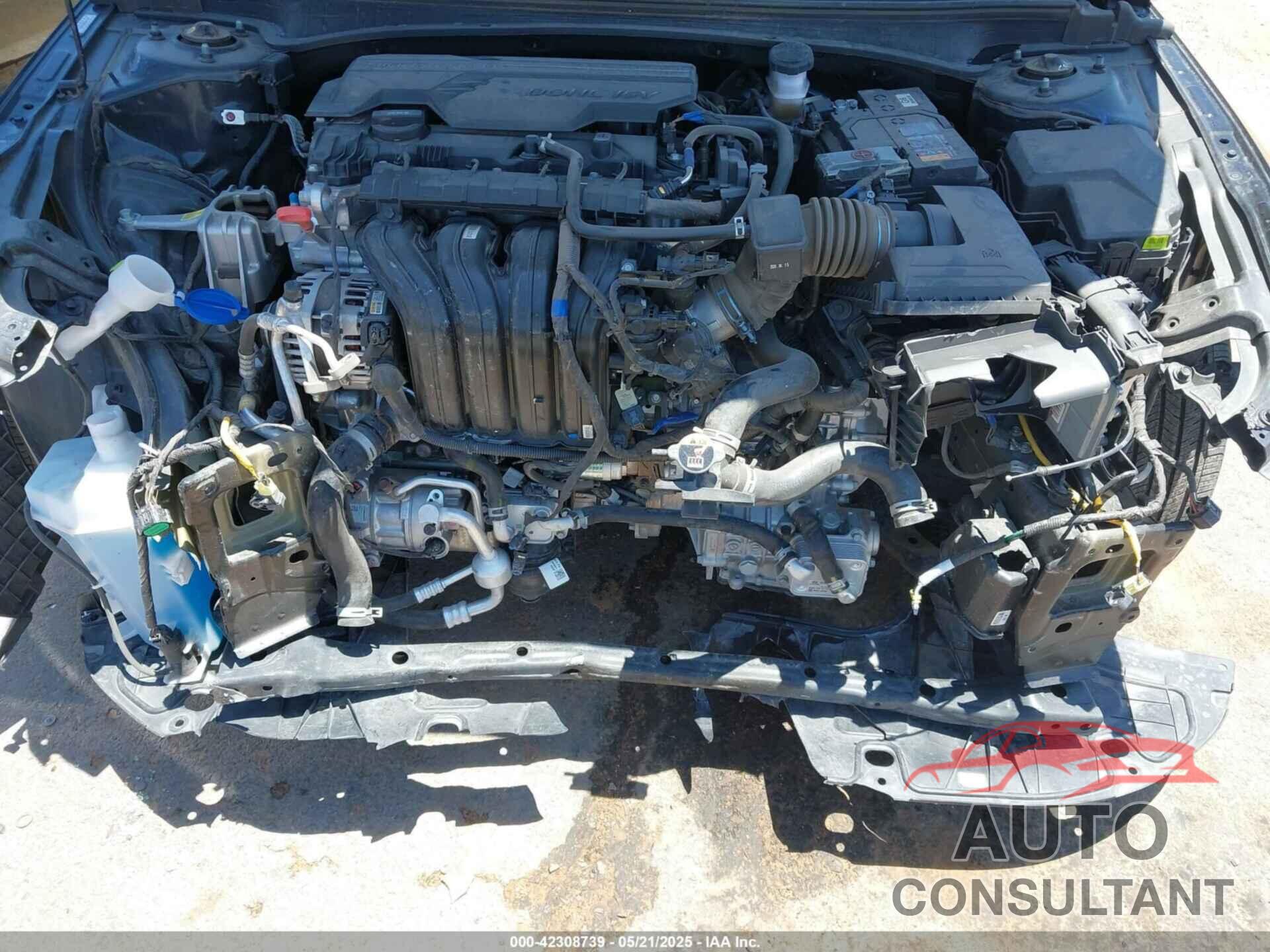 HYUNDAI ELANTRA 2024 - KMHLM4DG8RU682661