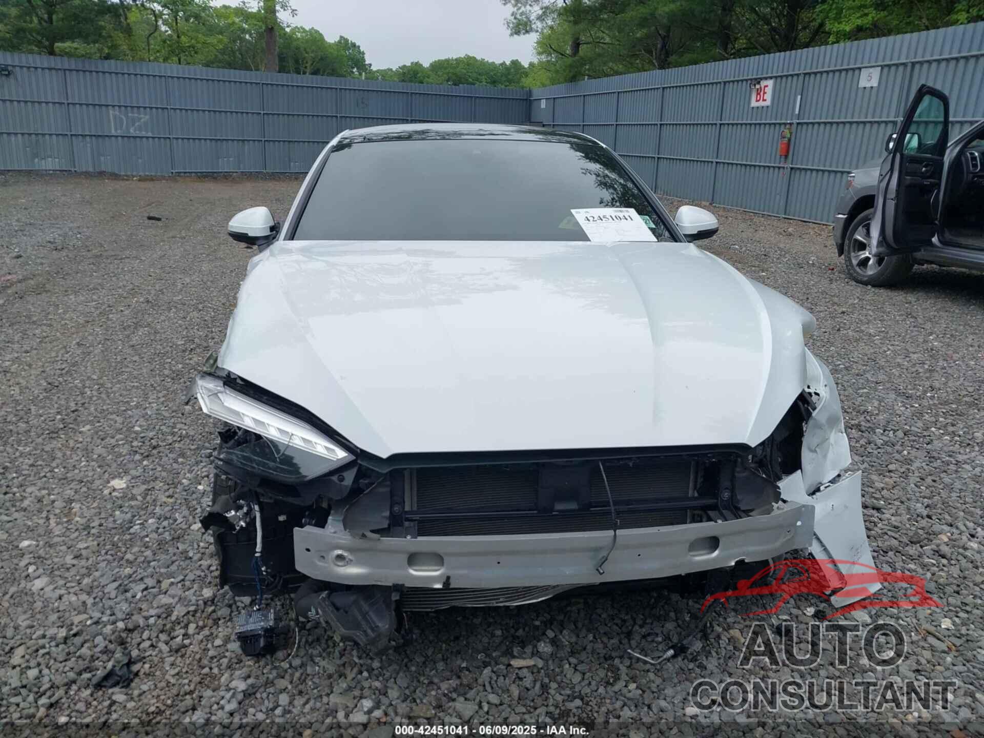 AUDI A5 SPORTBACK 2022 - WAUFACF53NA016364