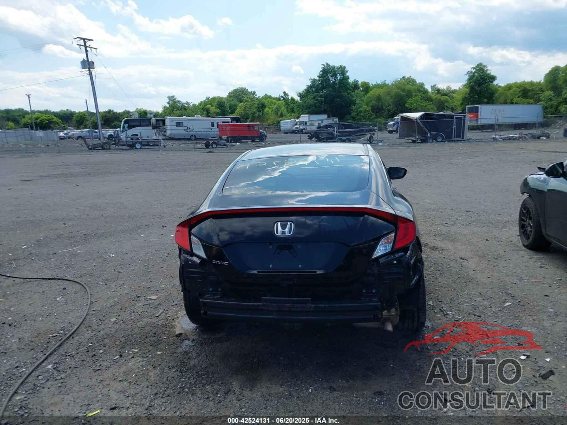 HONDA CIVIC 2017 - 2HGFC4B01HH304596