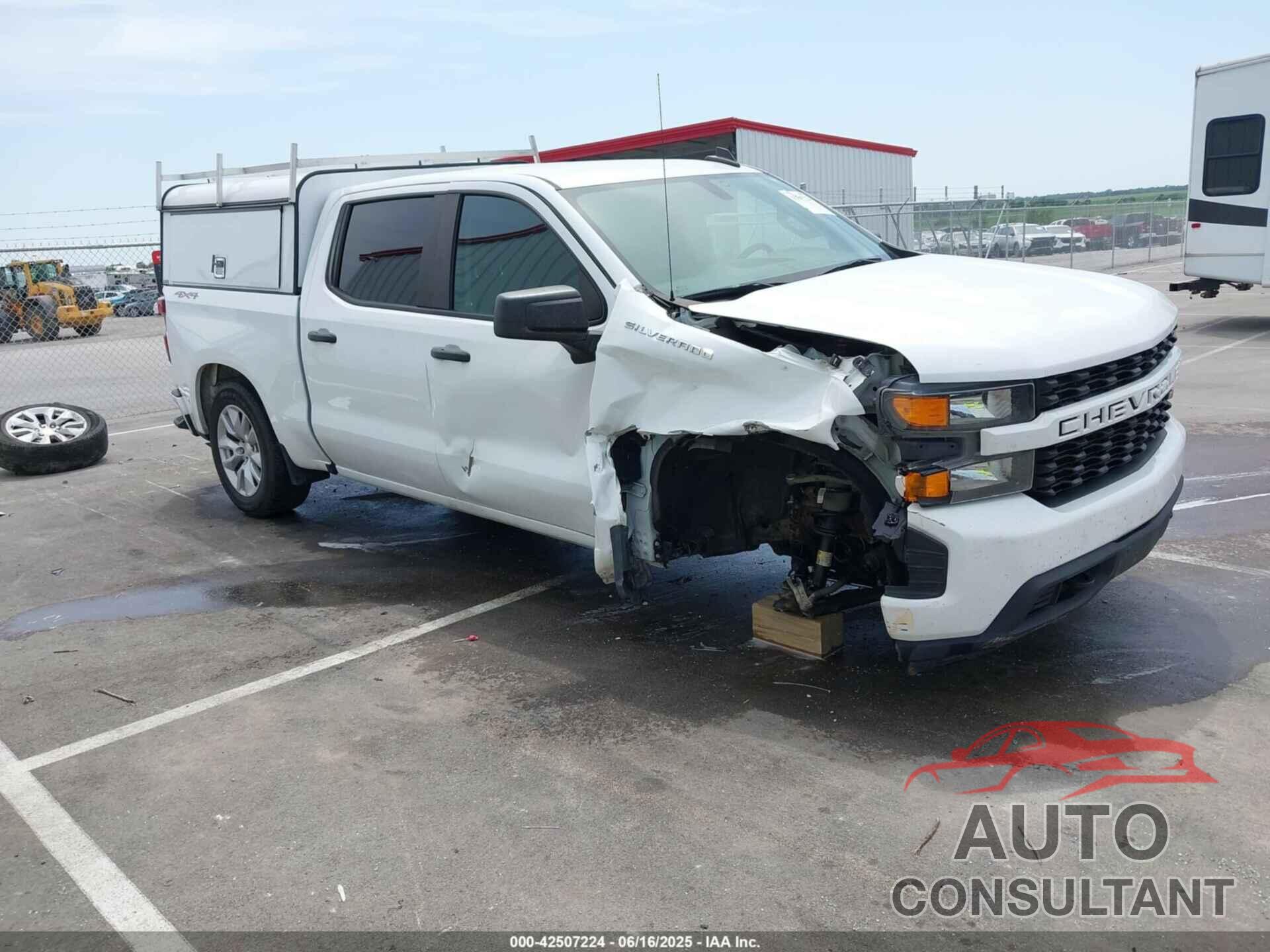 CHEVROLET SILVERADO 1500 2020 - 3GCPYBEK7LG376045