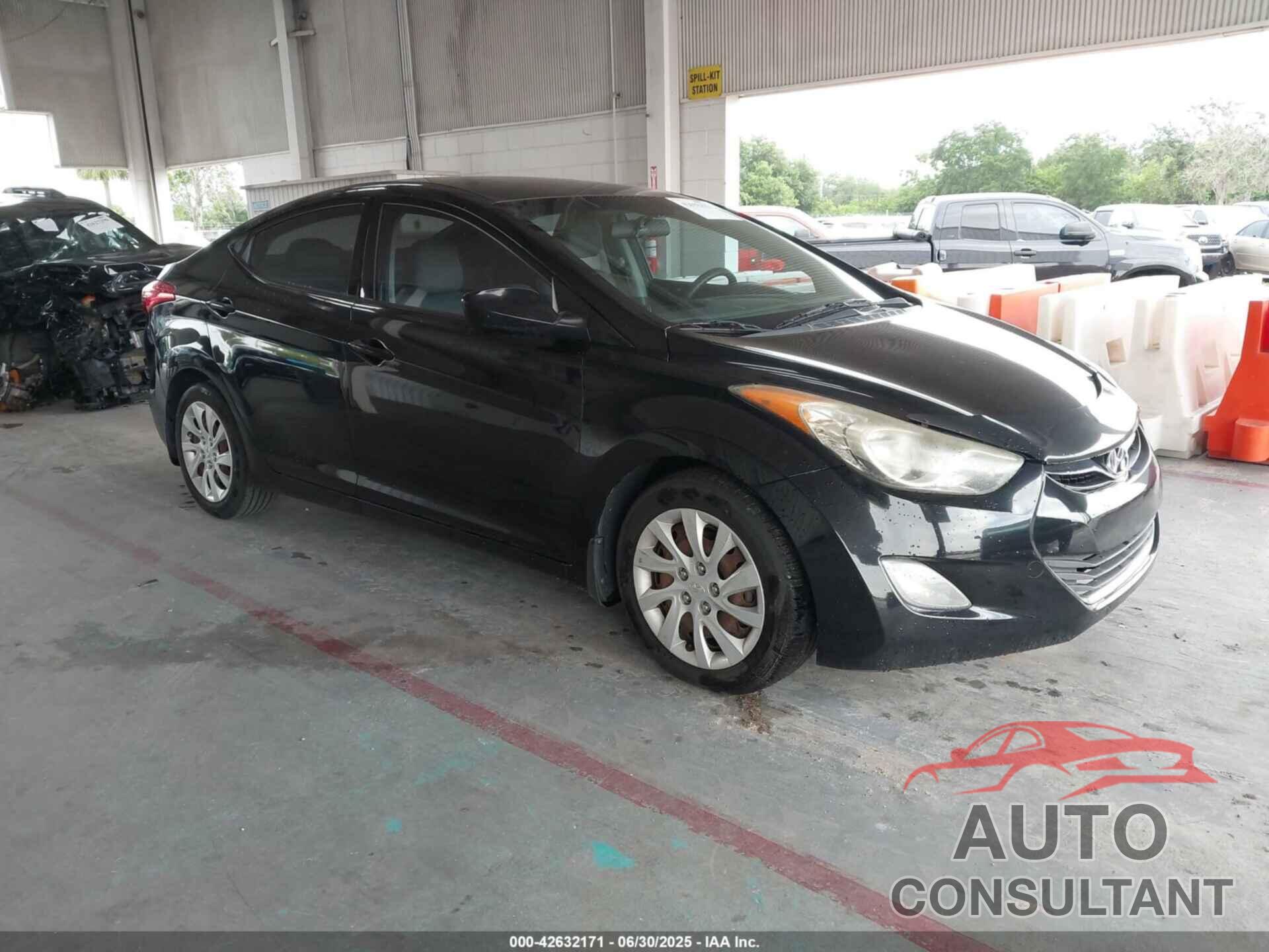 HYUNDAI ELANTRA 2013 - 5NPDH4AE6DH289776