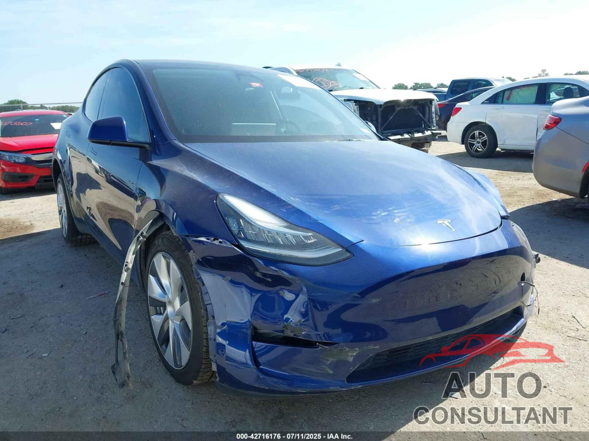 TESLA MODEL Y 2023 - 7SAYGDEE7PA056121