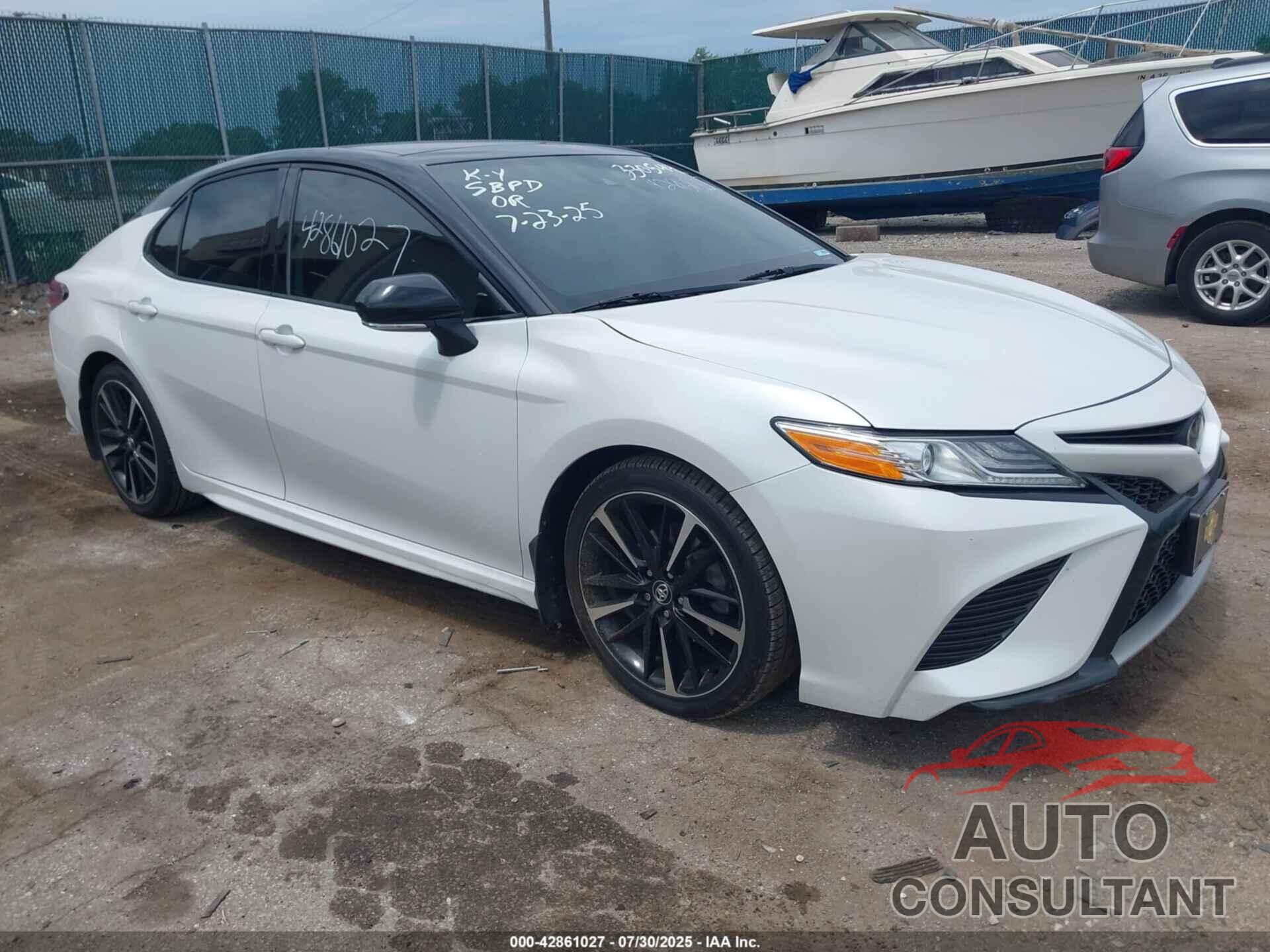 TOYOTA CAMRY 2020 - 4T1K61AK3LU330544