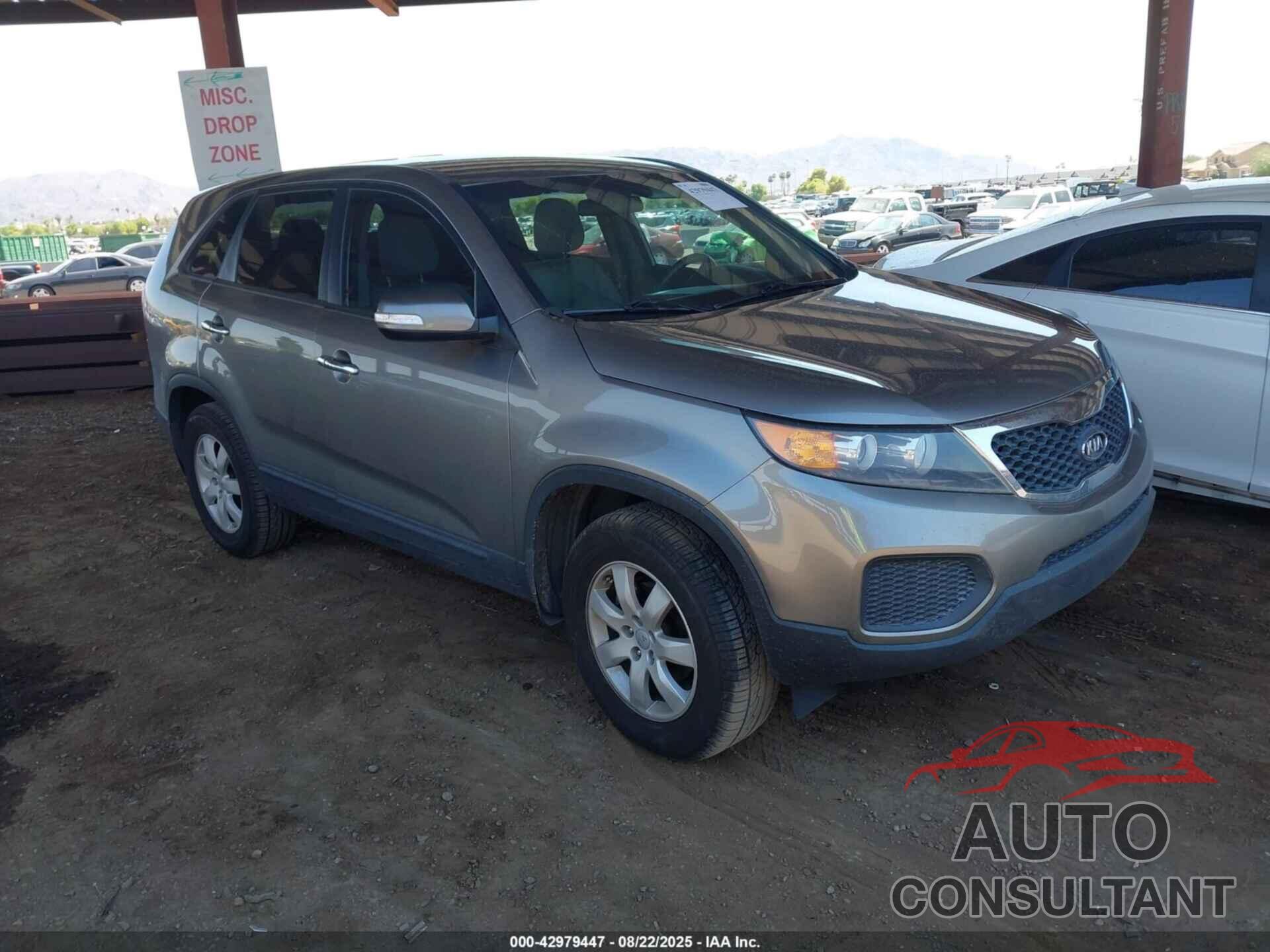 KIA SORENTO 2013 - 5XYKT3A1XDG386077