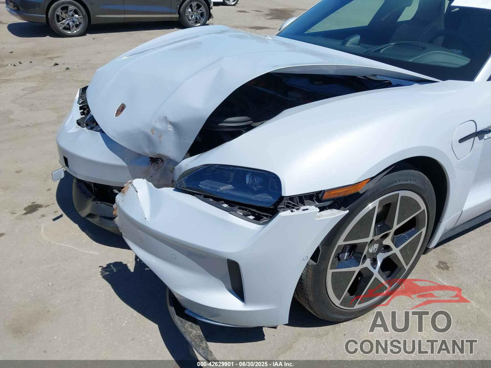 PORSCHE TAYCAN 2025 - WP0AA2Y10SSA08247