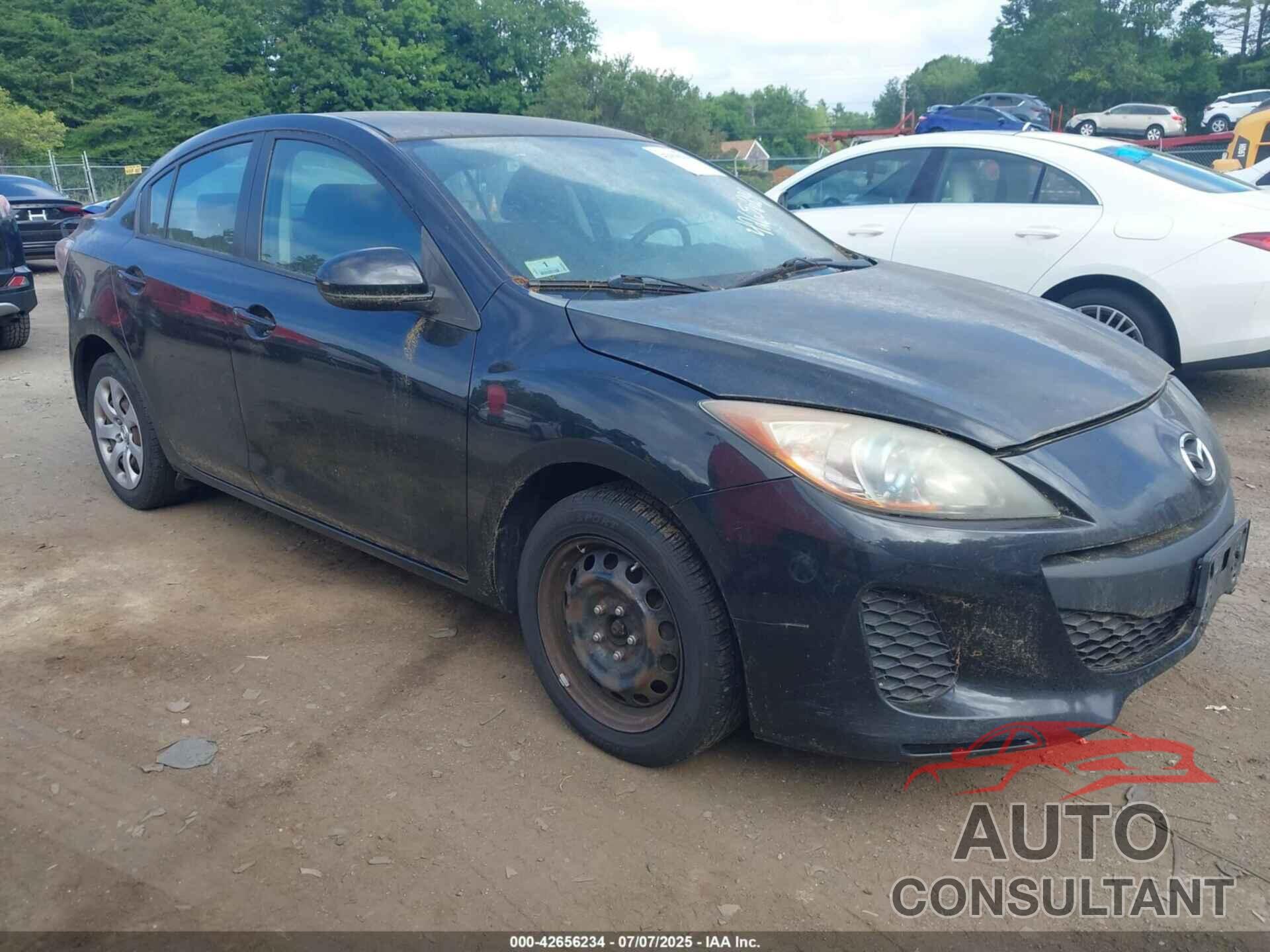 MAZDA MAZDA3 2013 - JM1BL1U81D1702995