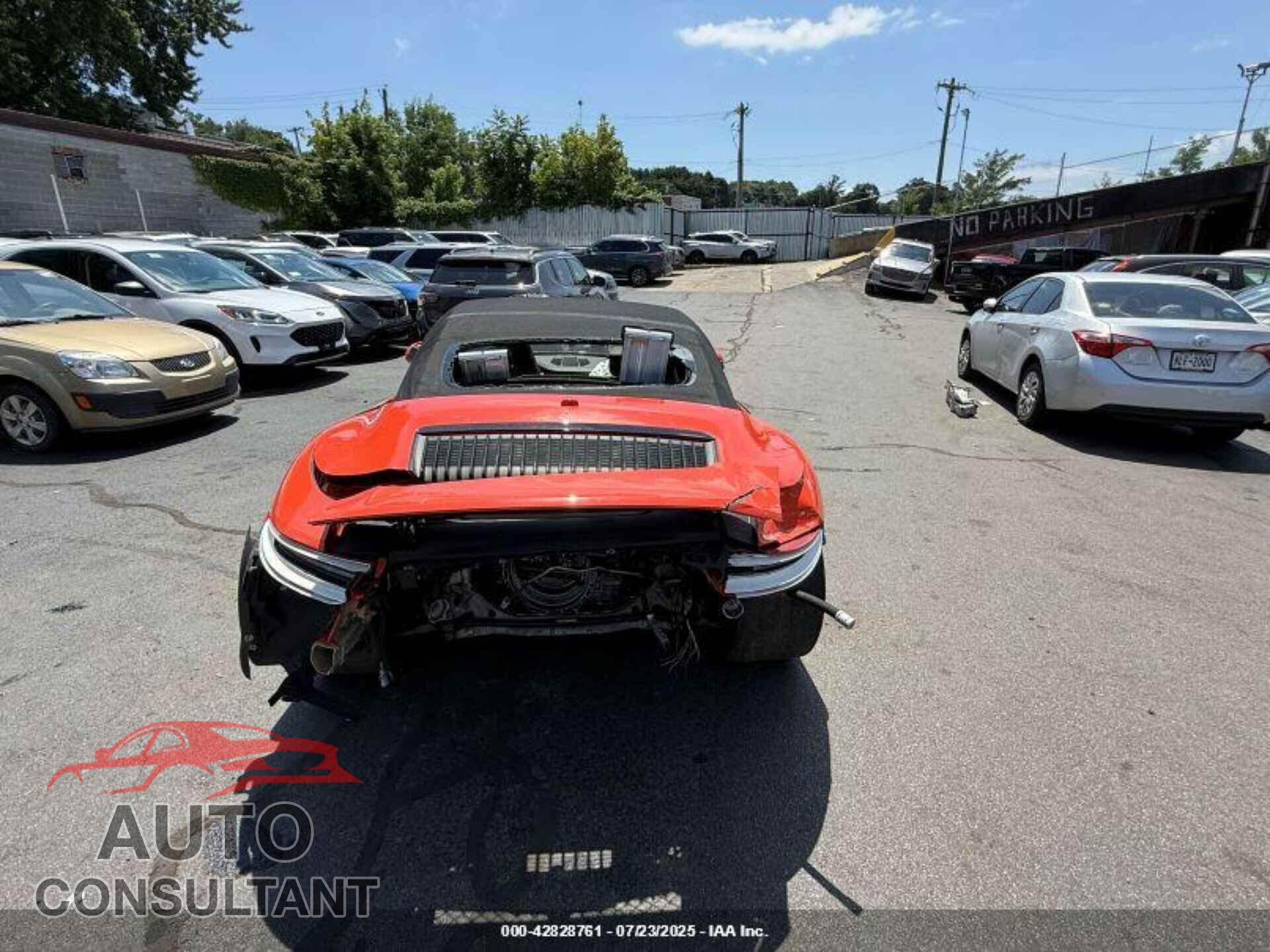 PORSCHE 911 2018 - WP0CB2A99JS147634