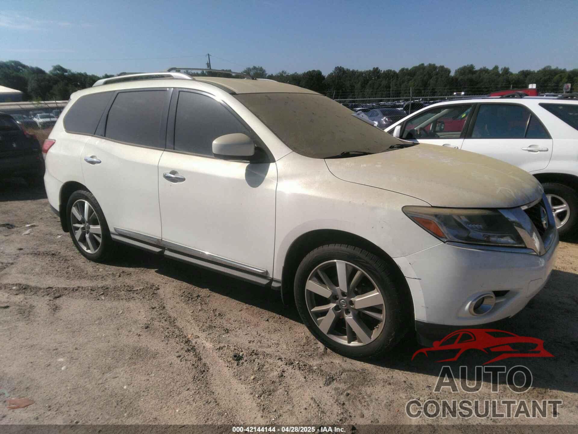 NISSAN PATHFINDER 2013 - 5N1AR2MN3DC620479