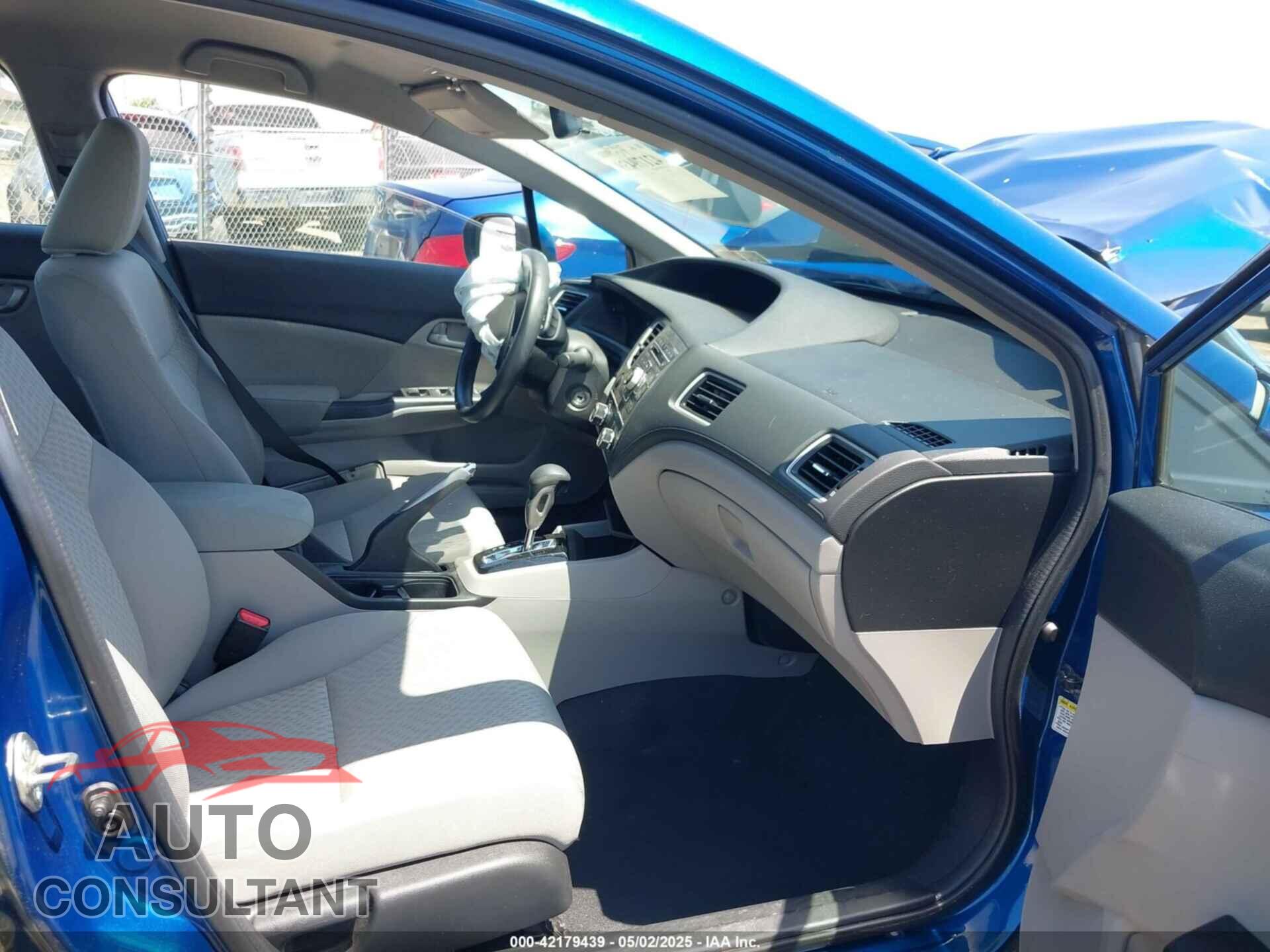 HONDA CIVIC 2015 - 19XFB2F55FE032977