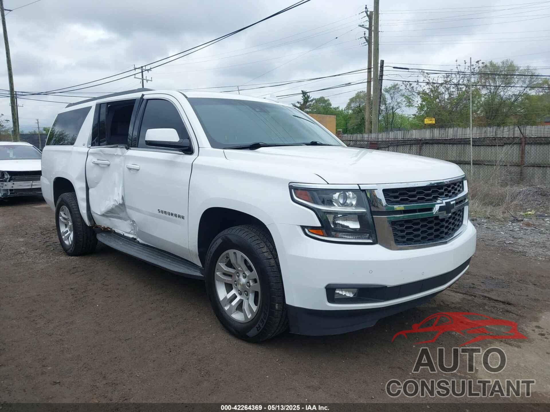 CHEVROLET SUBURBAN 1500 2015 - 1GNSKJKC2FR598541