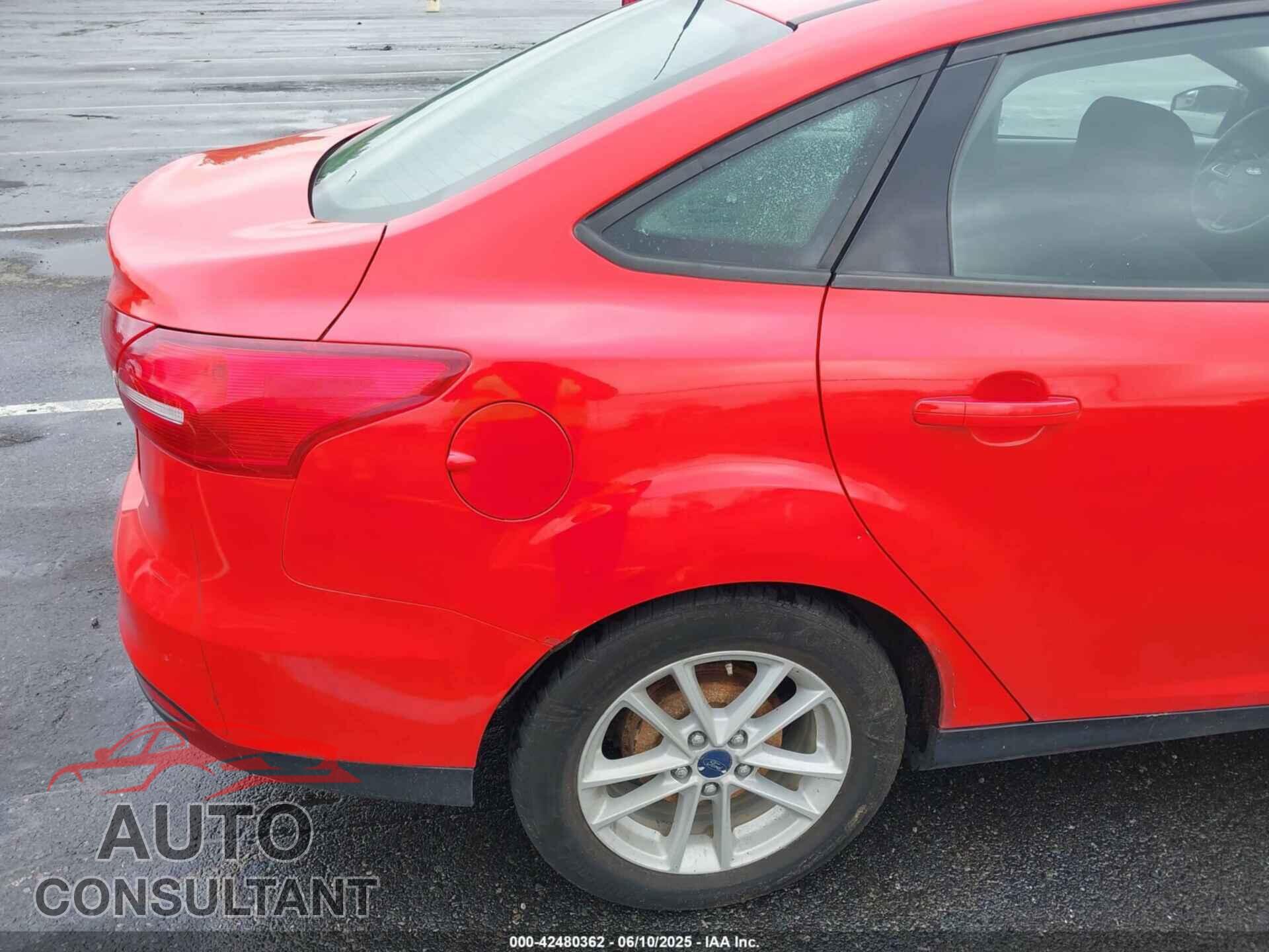 FORD FOCUS 2017 - 1FADP3F24HL231118