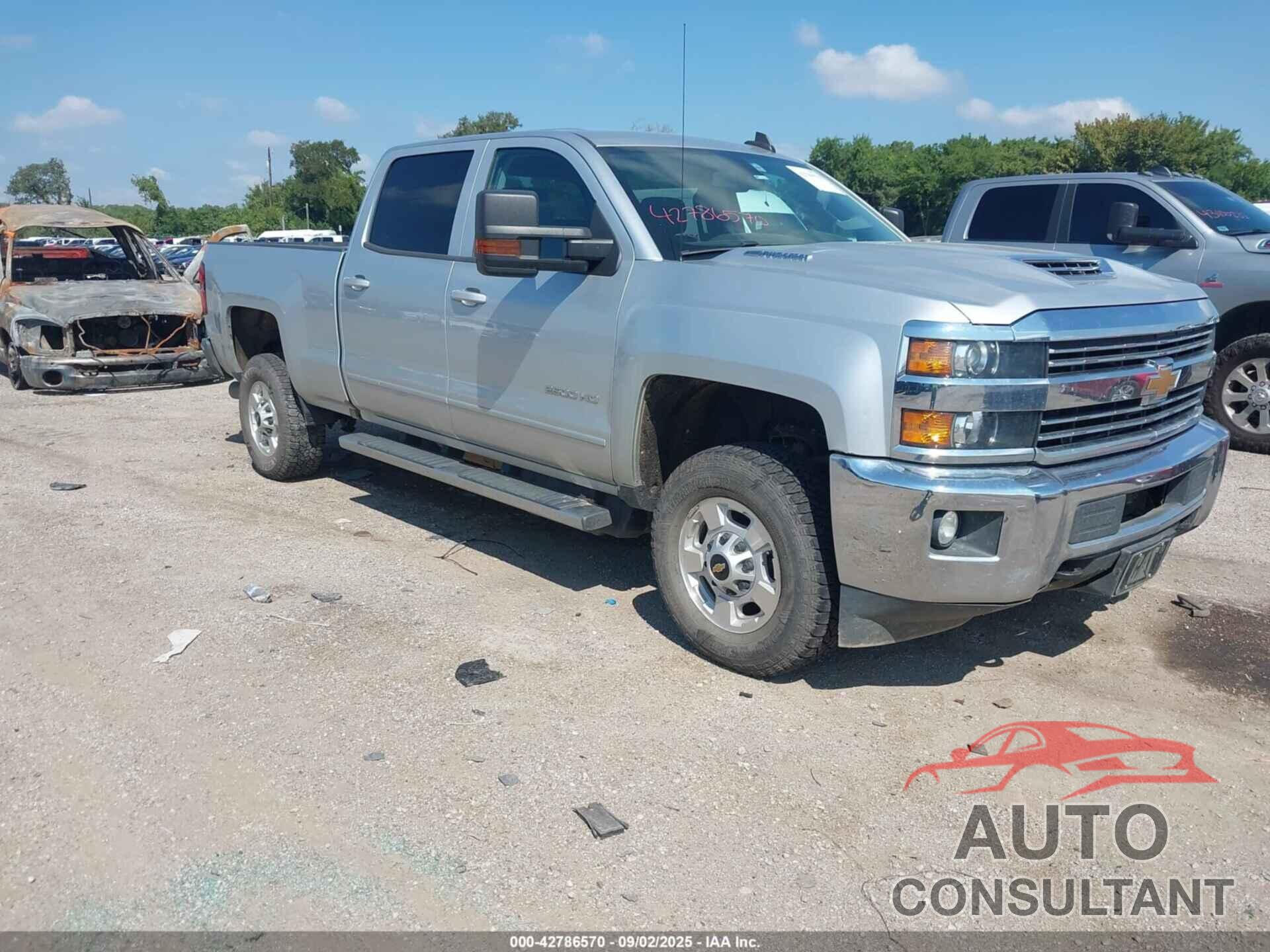 CHEVROLET SILVERADO 2500HD 2018 - 1GC1CVEY6JF153519