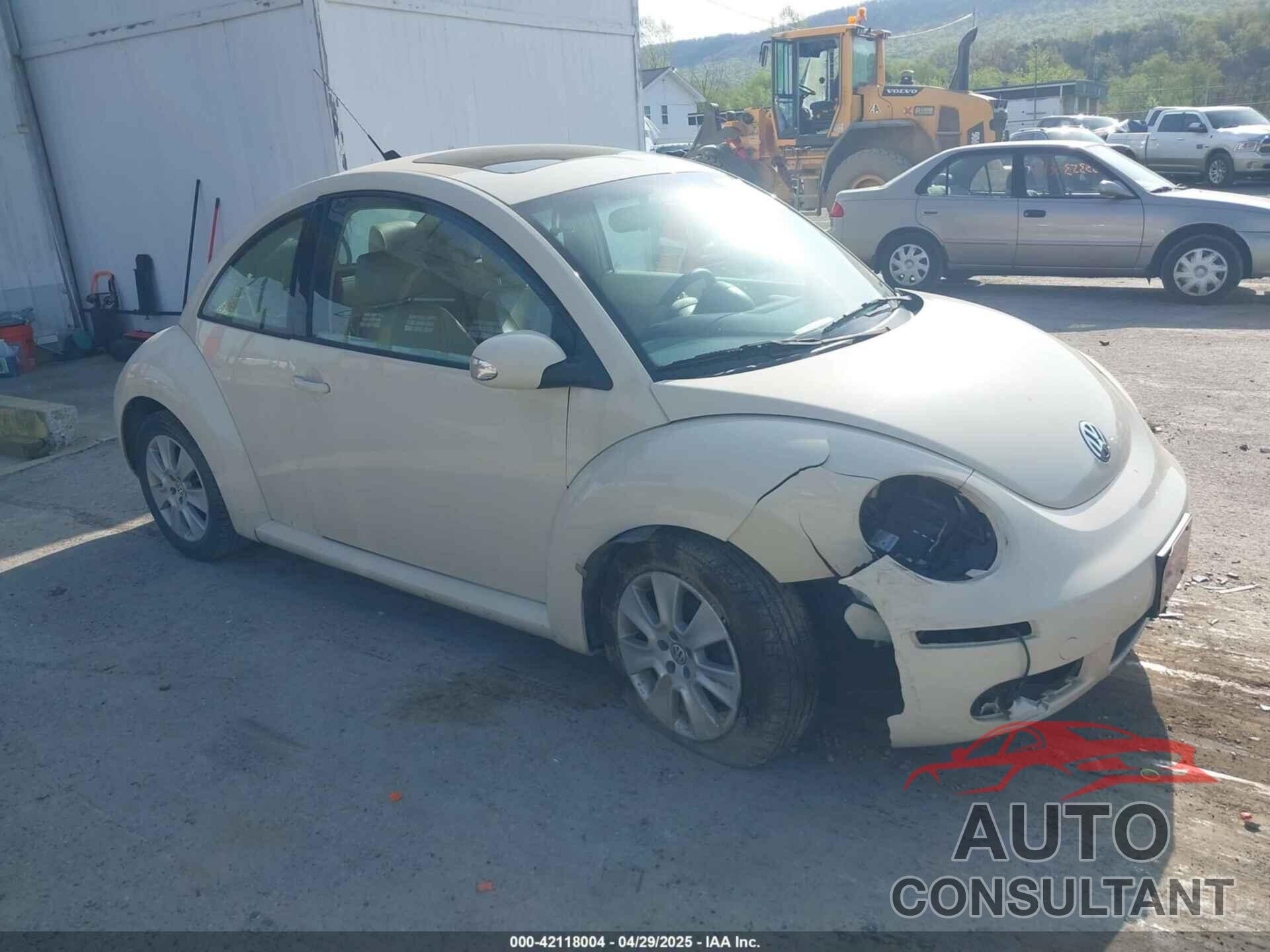 VOLKSWAGEN NEW BEETLE 2009 - 3VWRG31C79M511838