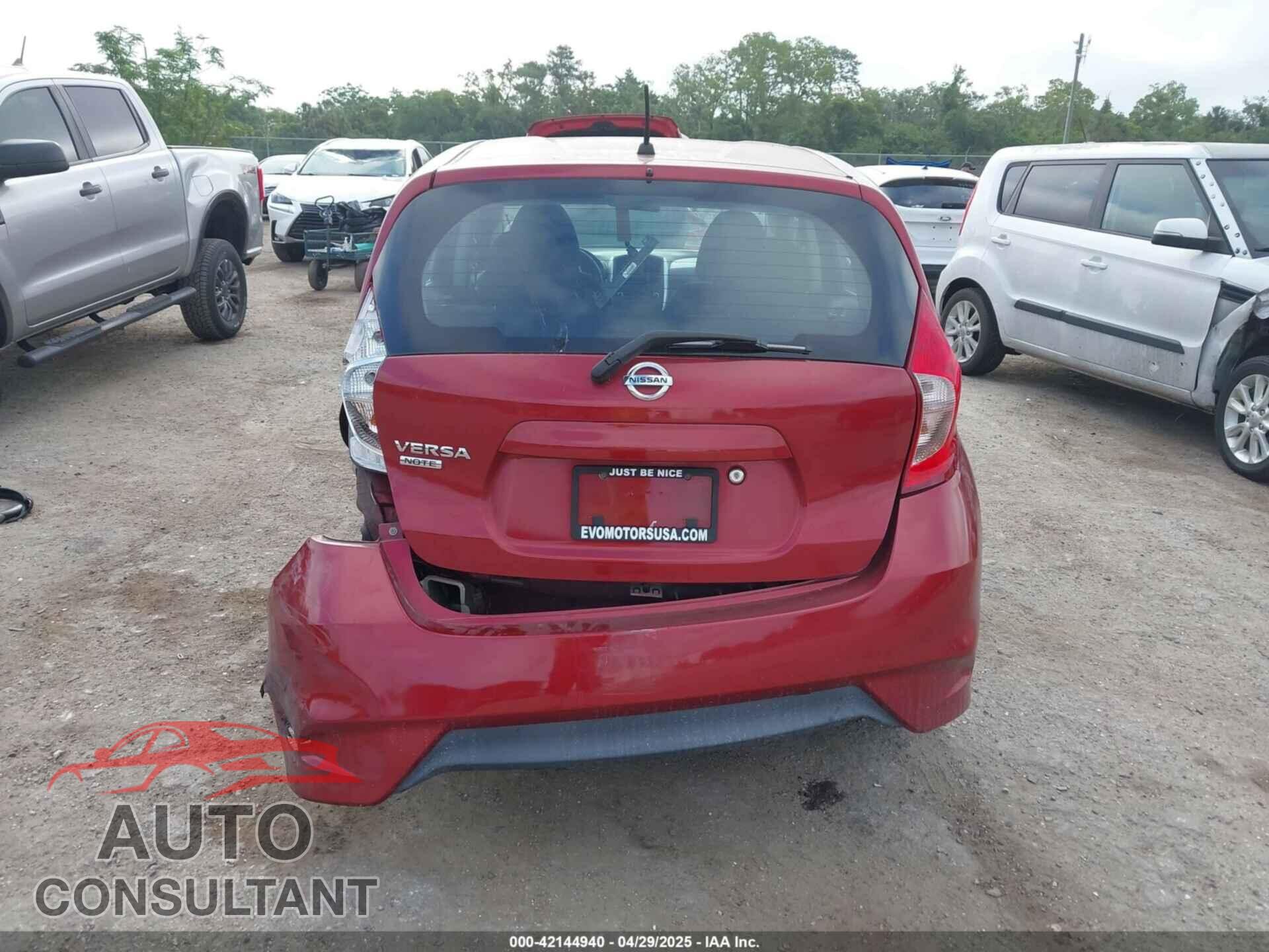 NISSAN VERSA NOTE 2017 - 3N1CE2CP0HL367744