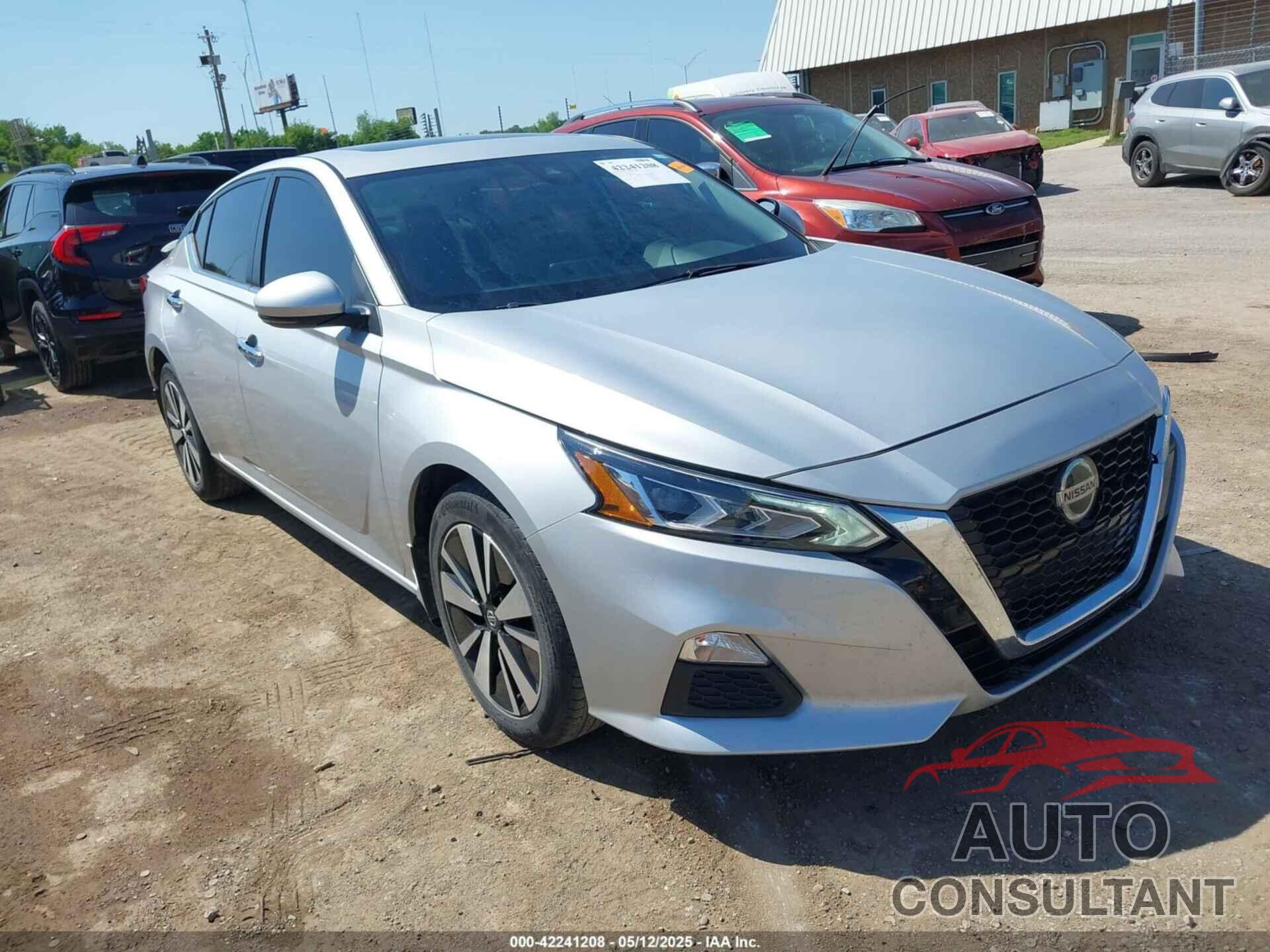NISSAN ALTIMA 2021 - 1N4BL4DVXMN300205