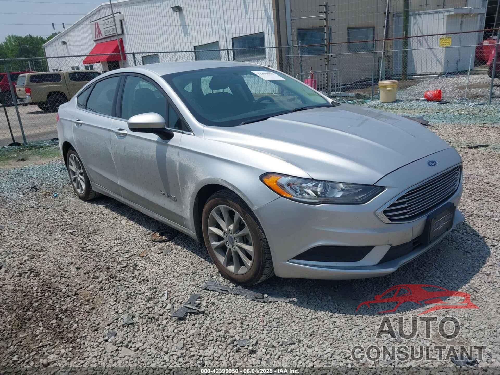 FORD FUSION HYBRID 2017 - 3FA6P0LU8HR380632