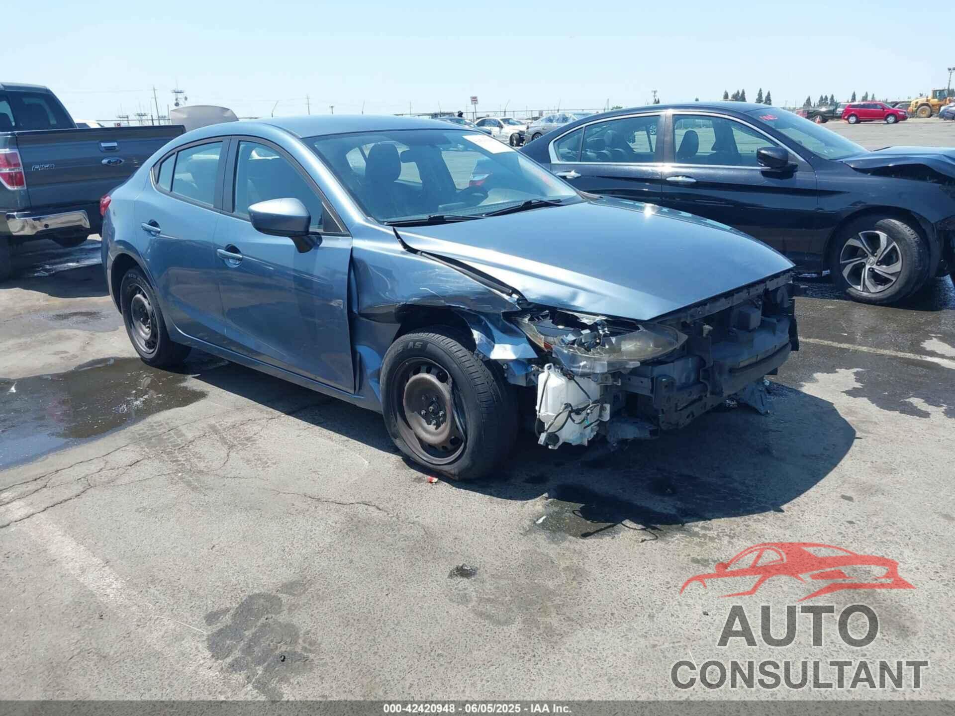 MAZDA MAZDA3 2014 - JM1BM1U78E1137280
