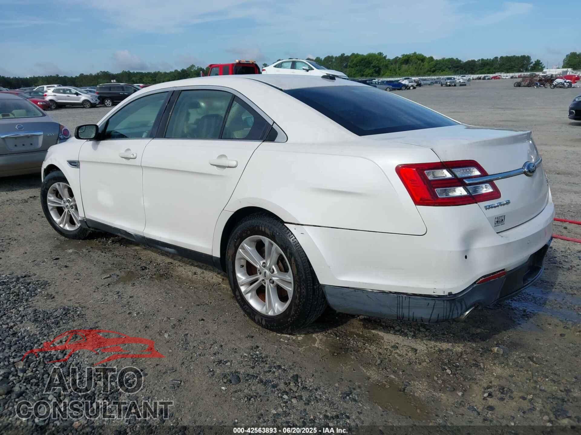FORD TAURUS 2013 - 1FAHP2E84DG168624