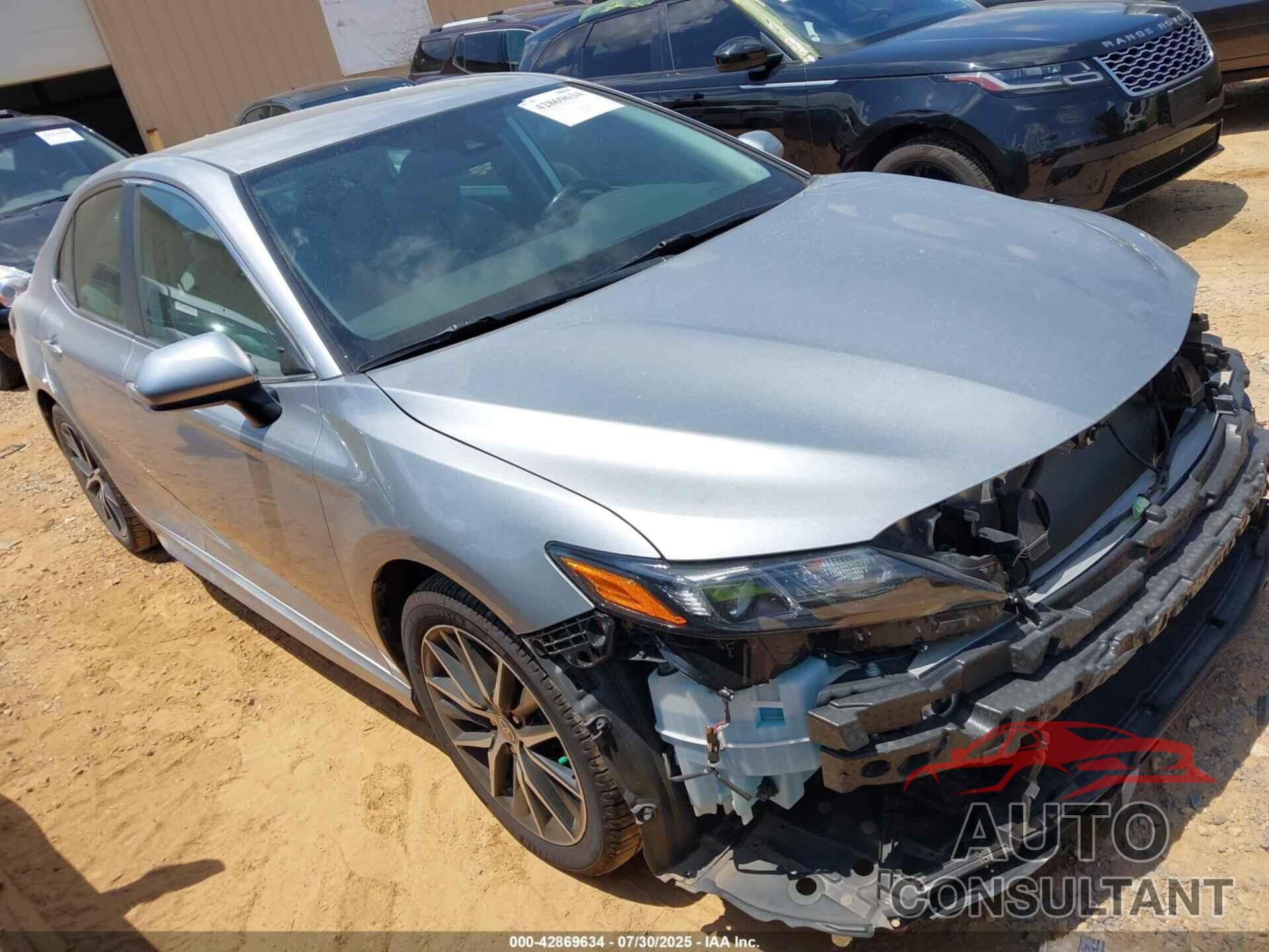 TOYOTA CAMRY 2021 - 4T1G11AKXMU559468