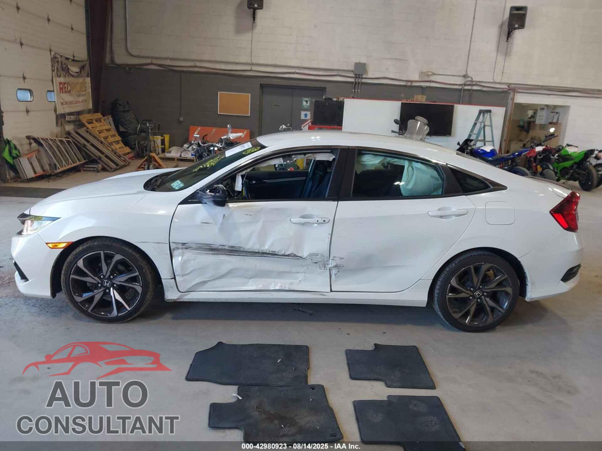 HONDA CIVIC 2021 - 2HGFC2F88MH515583