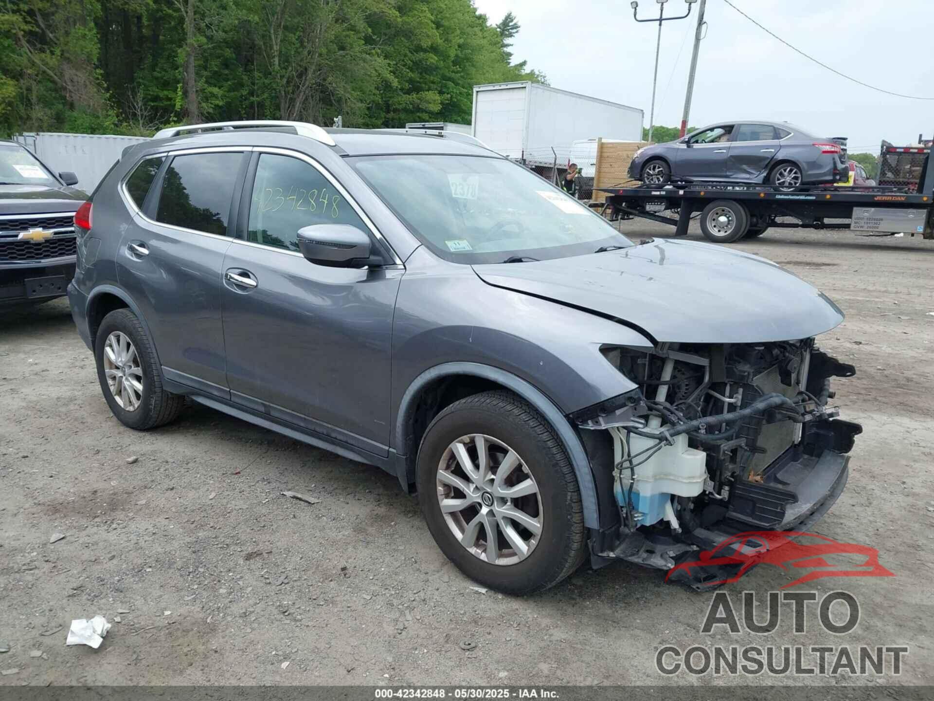 NISSAN ROGUE 2017 - KNMAT2MVXHP609693
