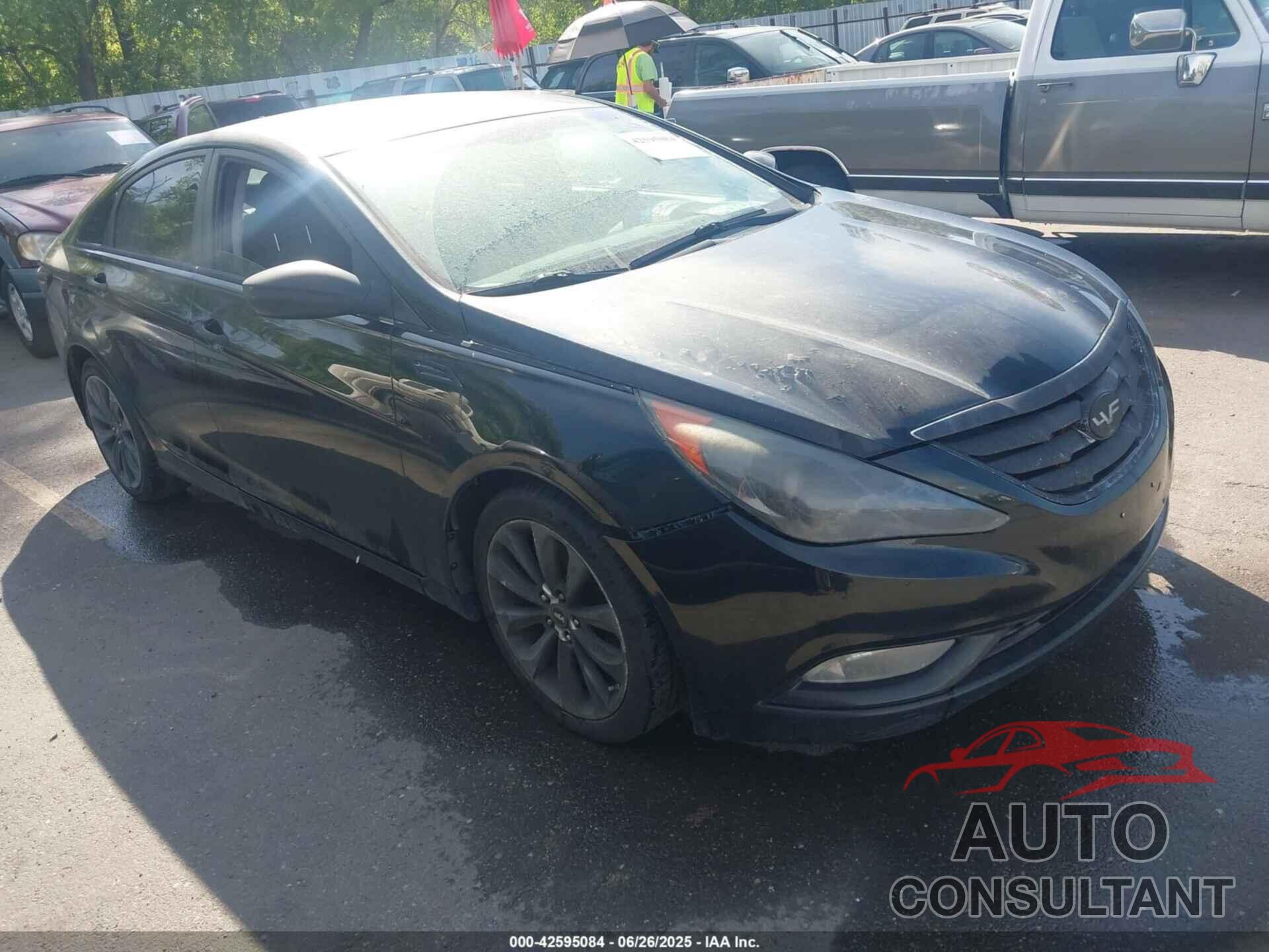 HYUNDAI SONATA 2011 - 5NPEC4AC4BH013076