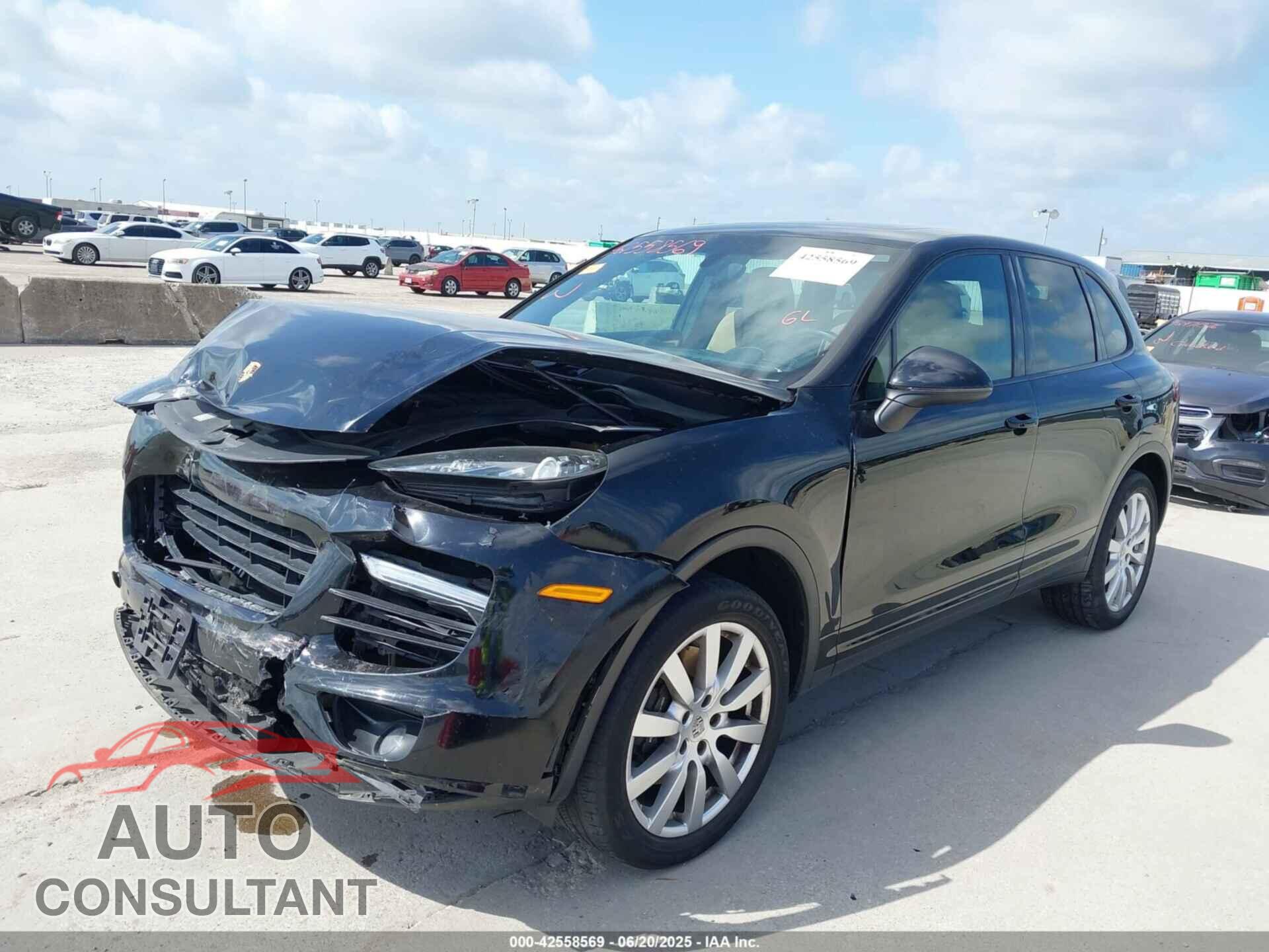 PORSCHE CAYENNE 2017 - WP1AA2A22HKA91607