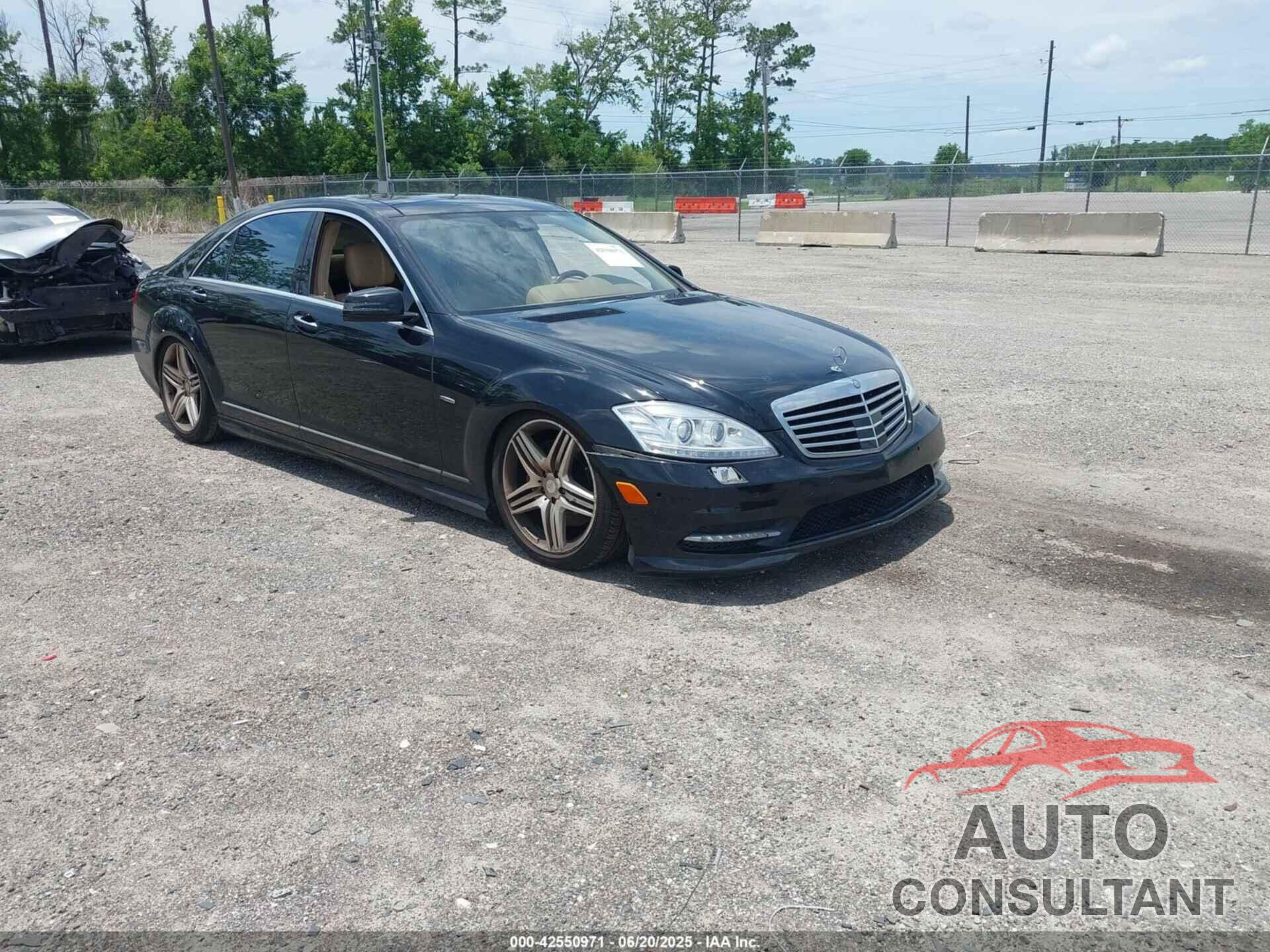 MERCEDES-BENZ S 550 2012 - WDDNG7DB1CA449178