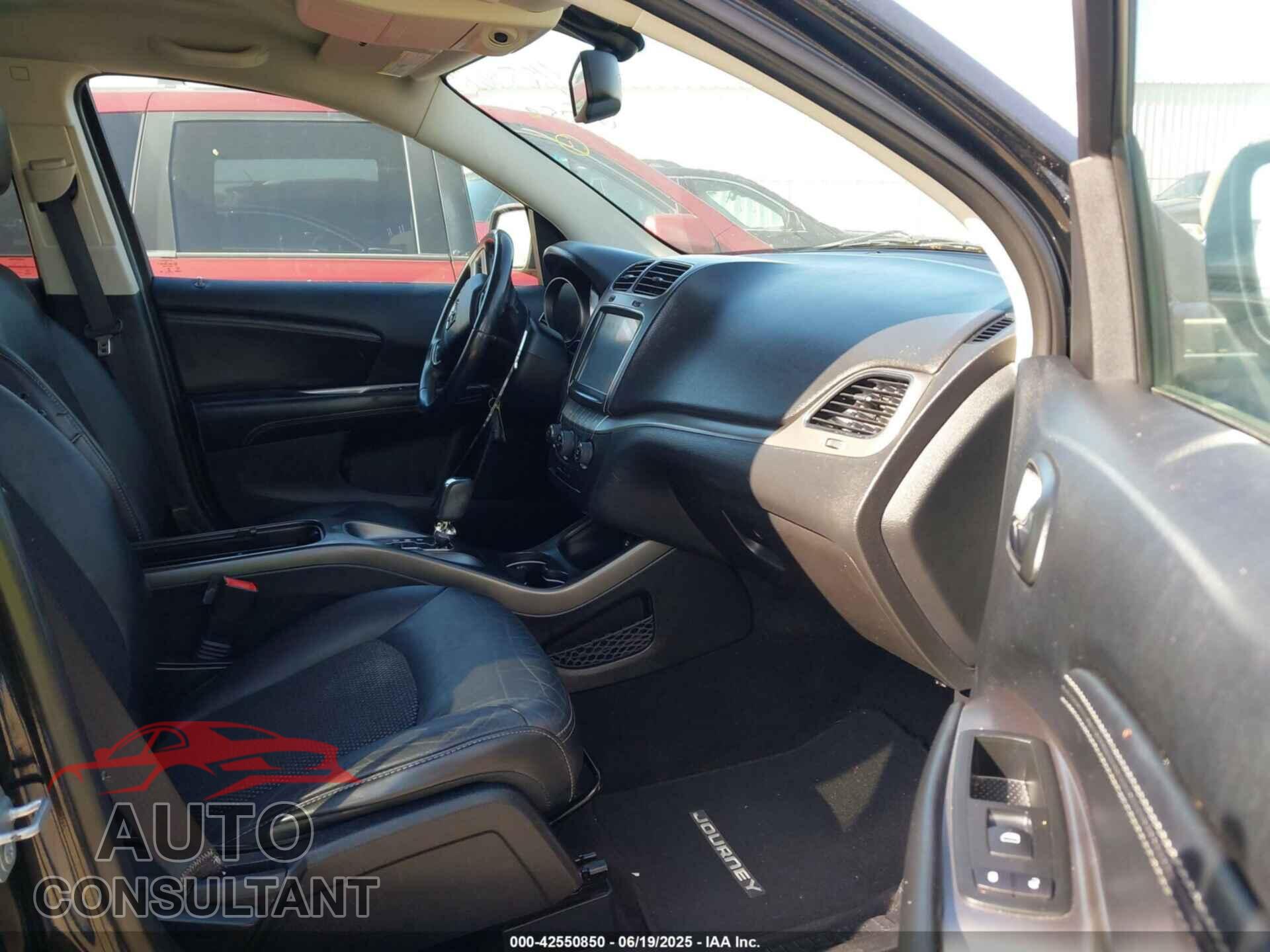 DODGE JOURNEY 2015 - 3C4PDCGG7FT535202