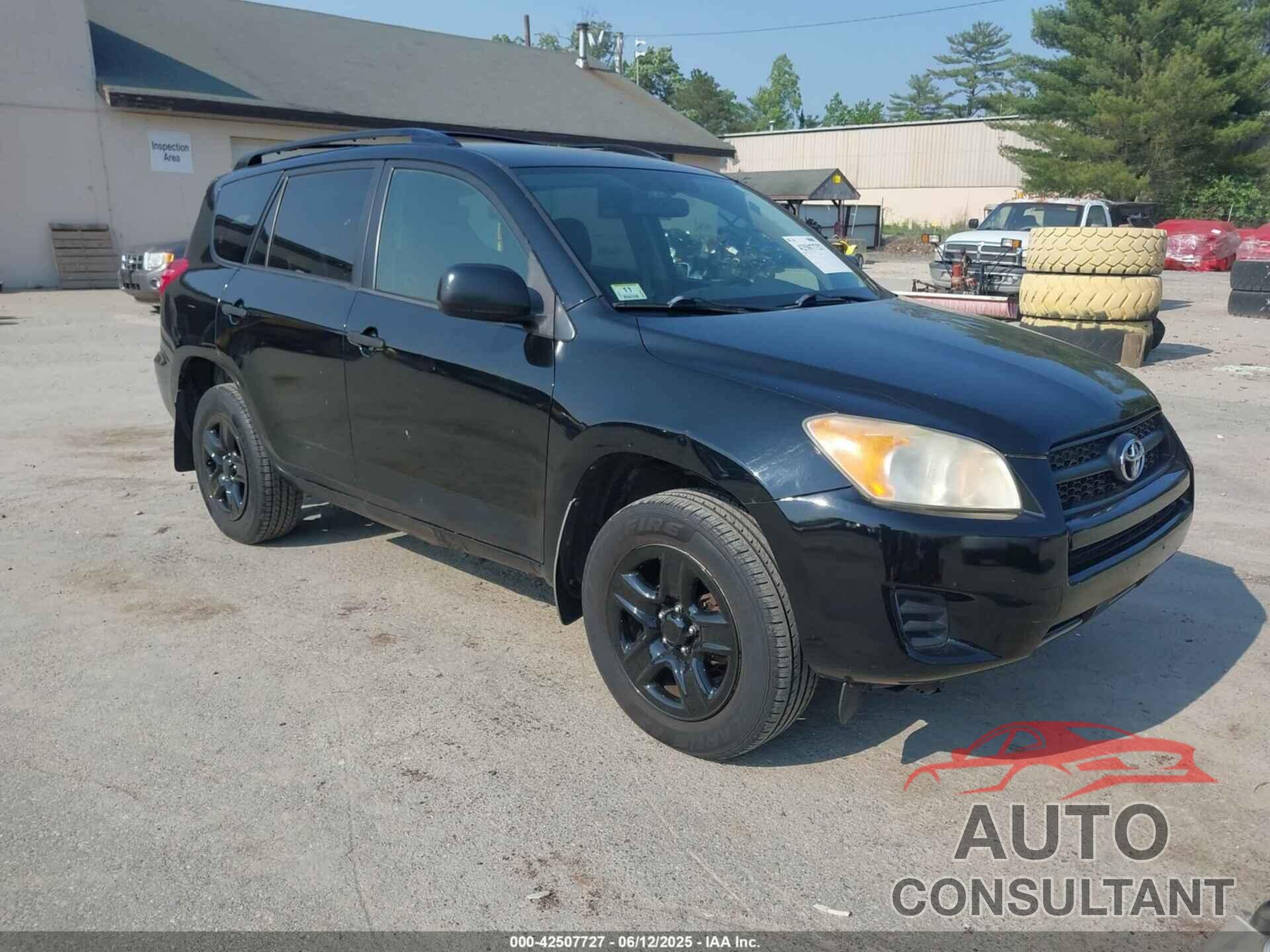 TOYOTA RAV4 2009 - JTMBF33V09D005205