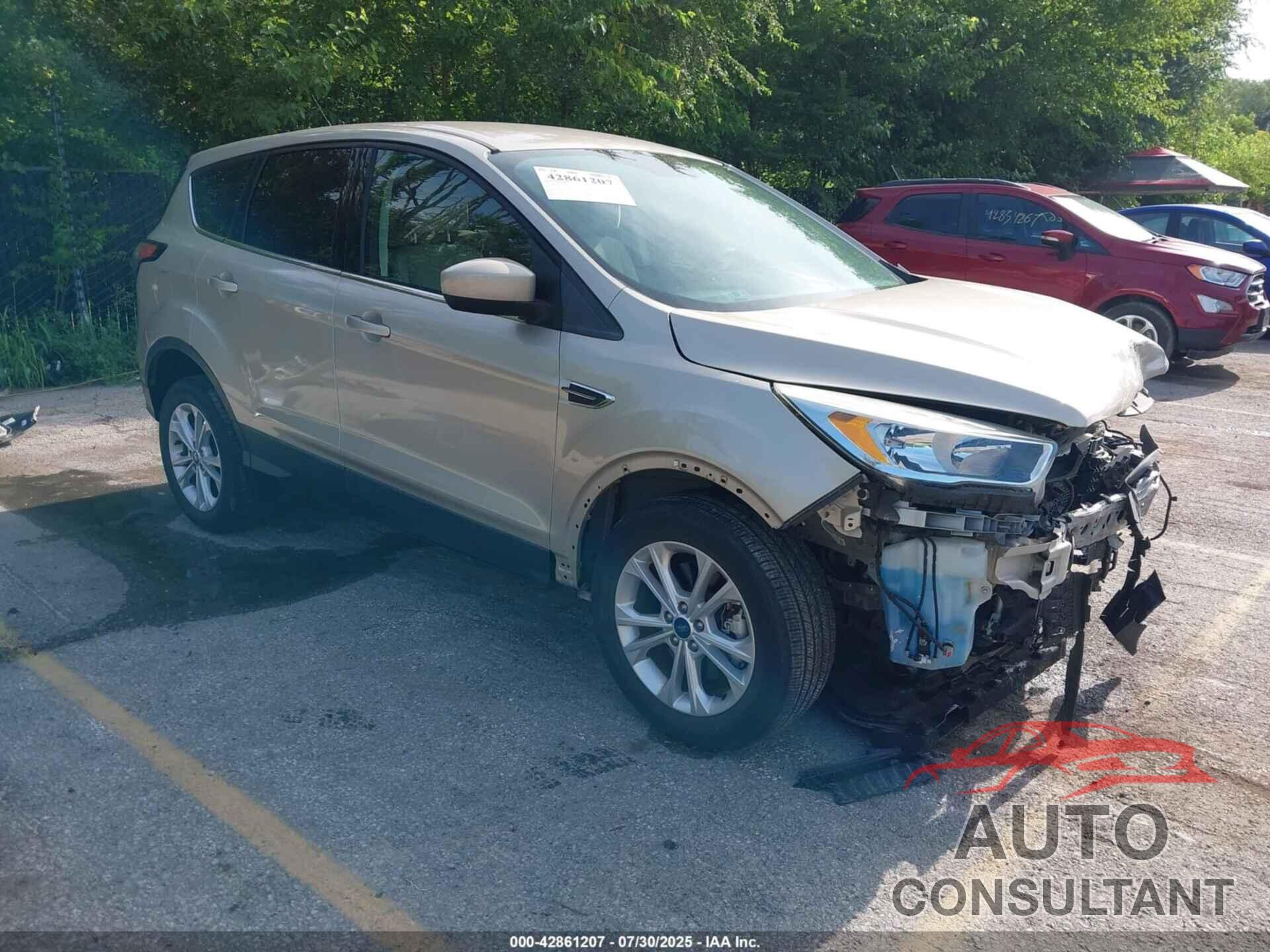 FORD ESCAPE 2017 - 1FMCU9GD3HUB66463