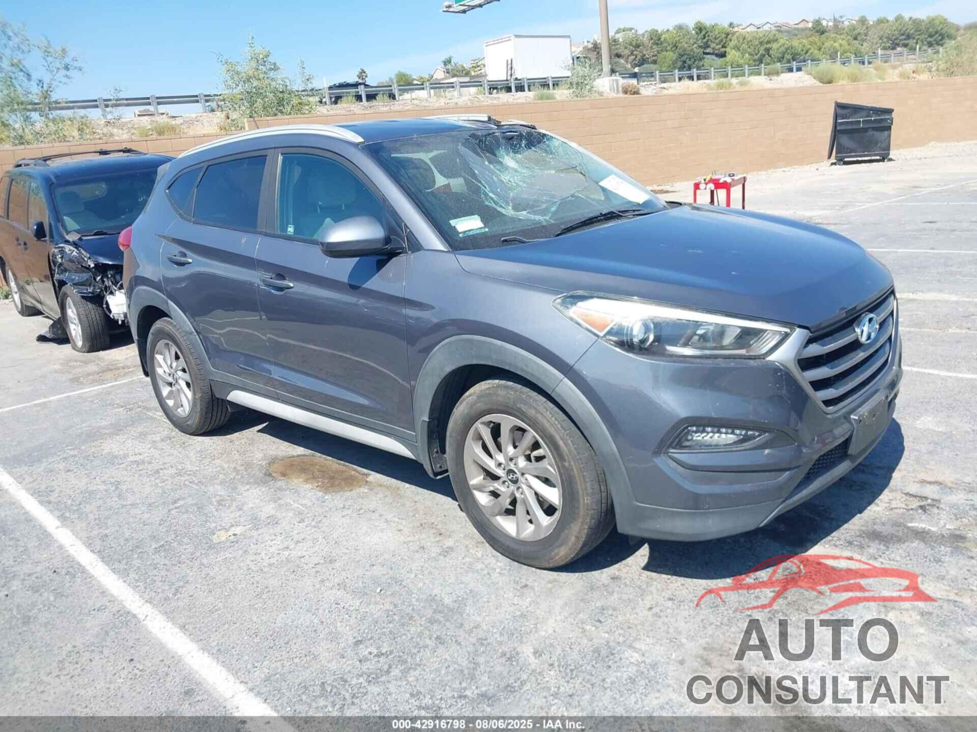 HYUNDAI TUCSON 2017 - KM8J33A41HU575772