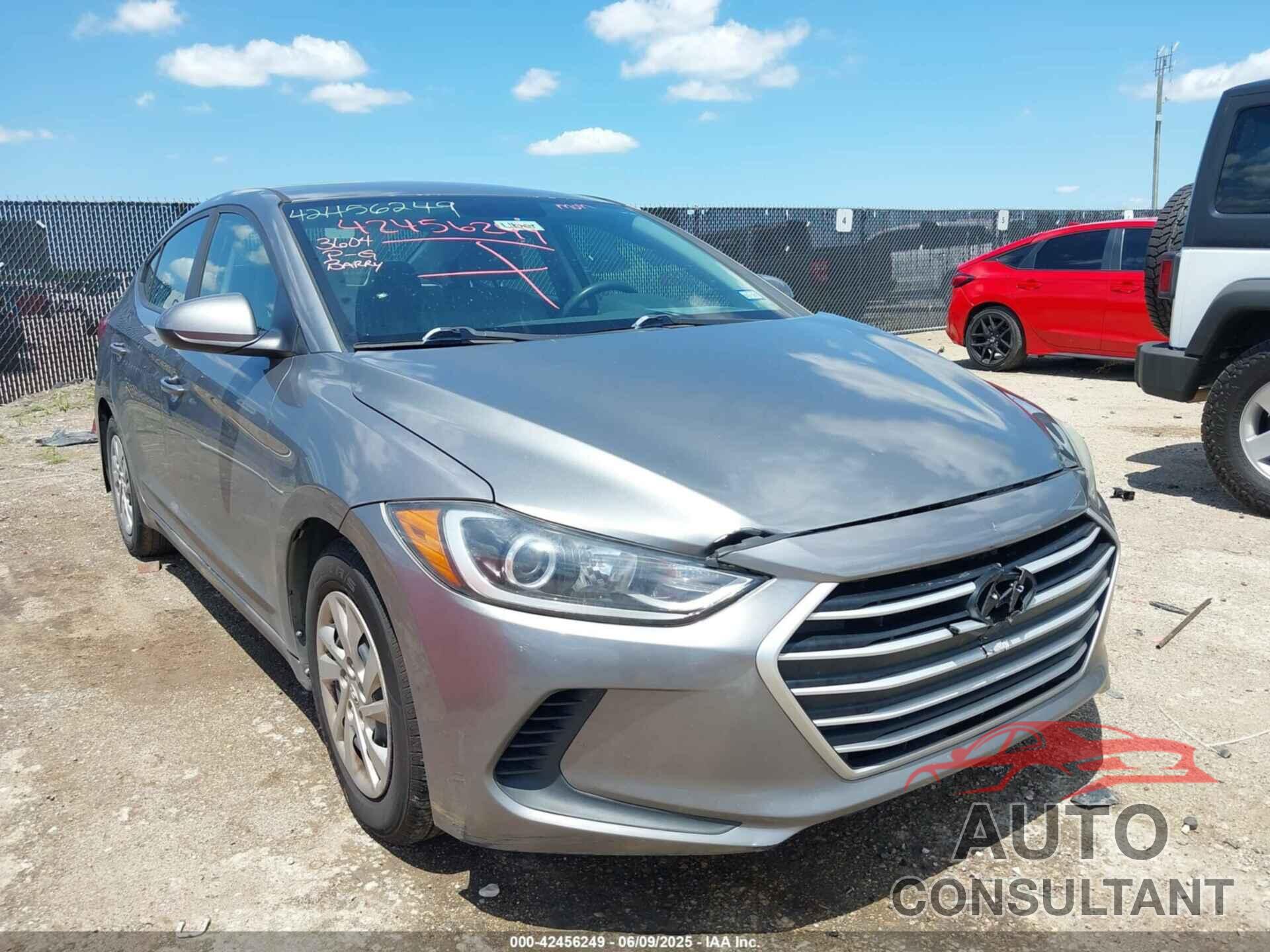 HYUNDAI ELANTRA 2018 - 5NPD74LF4JH312542