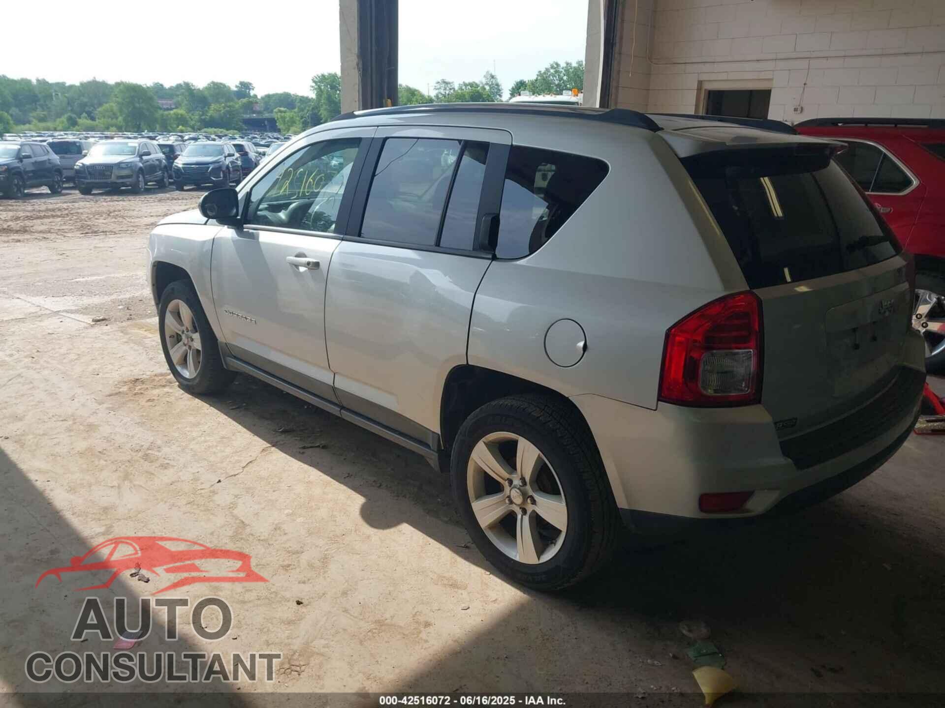 JEEP COMPASS 2011 - 1J4NT1FB3BD264413