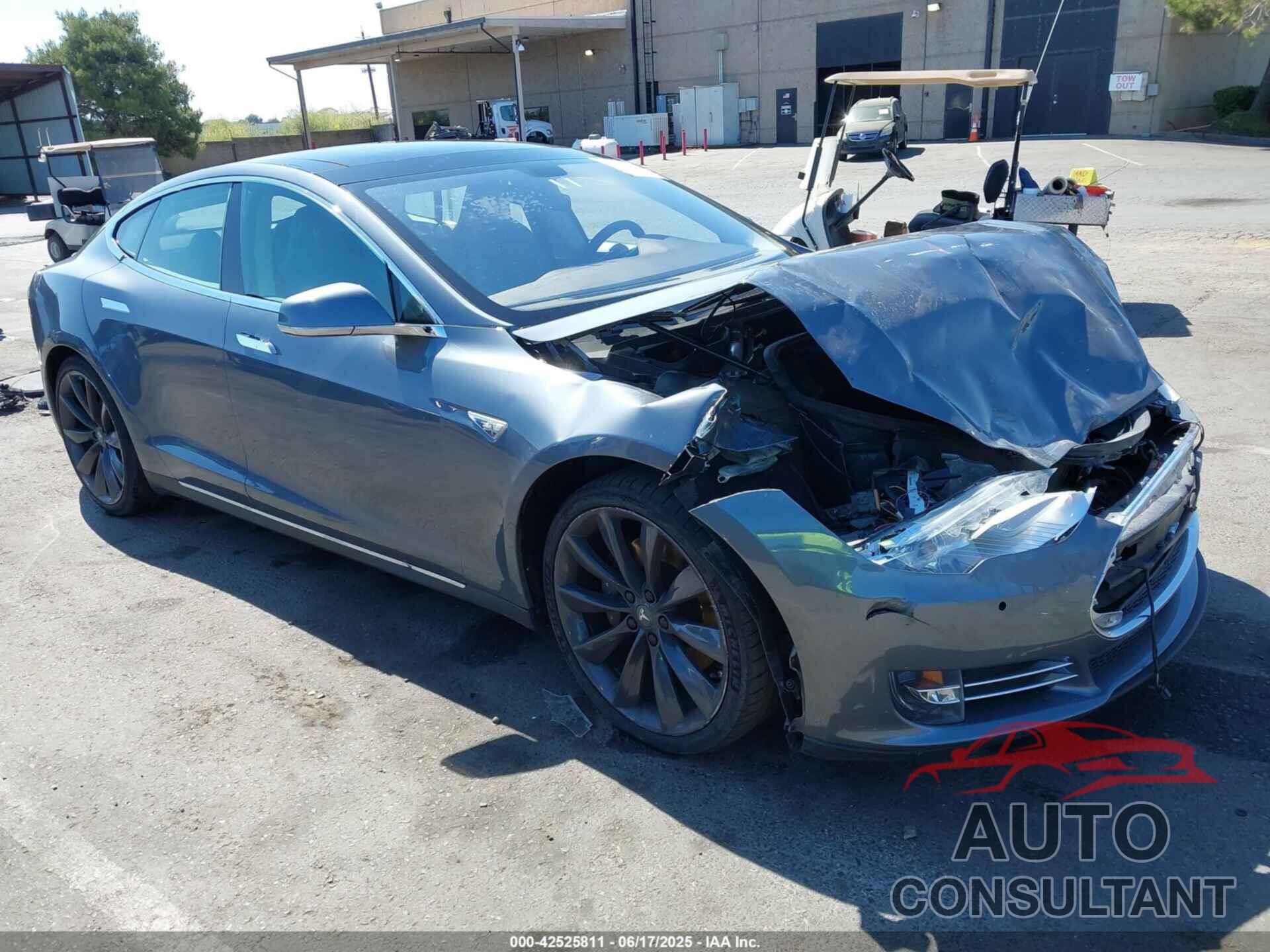 TESLA MODEL S 2014 - 5YJSA1H19EFP36971