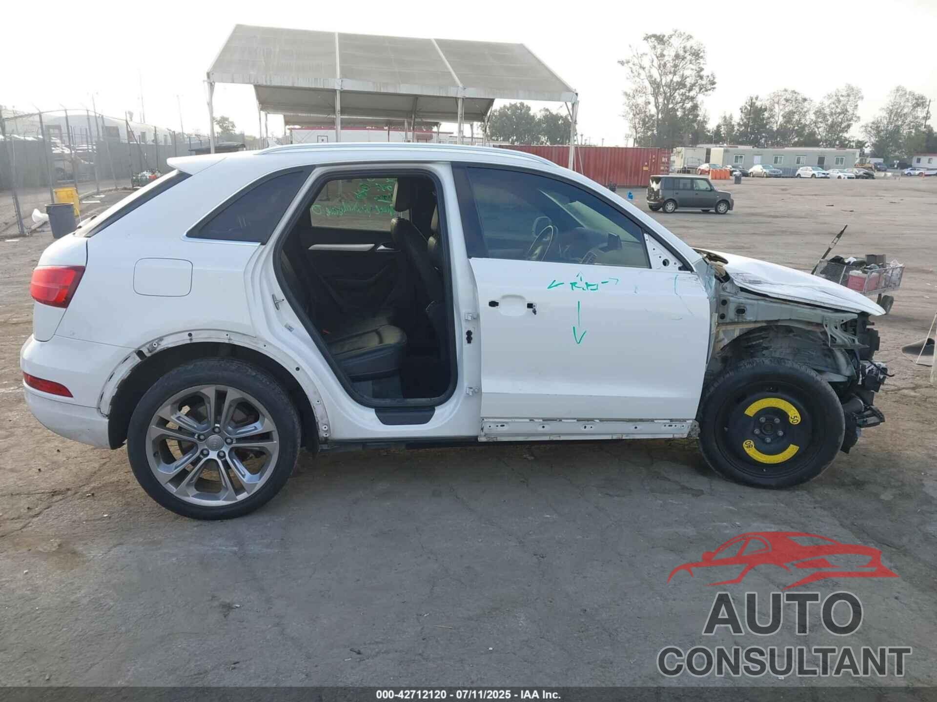 AUDI Q3 2017 - WA1JCCFS2HR017731