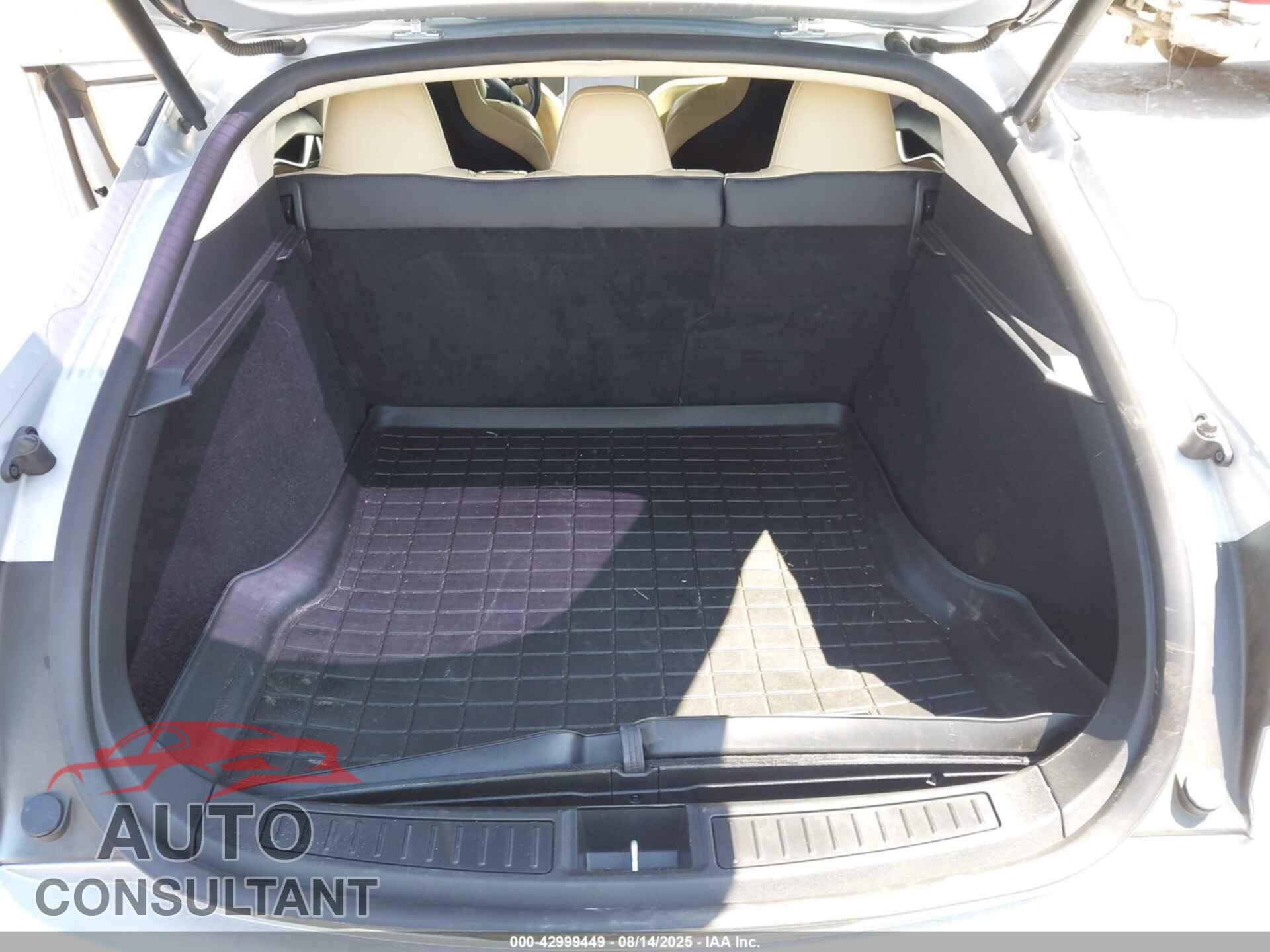 TESLA MODEL S 2017 - 5YJSA1E29HF202449