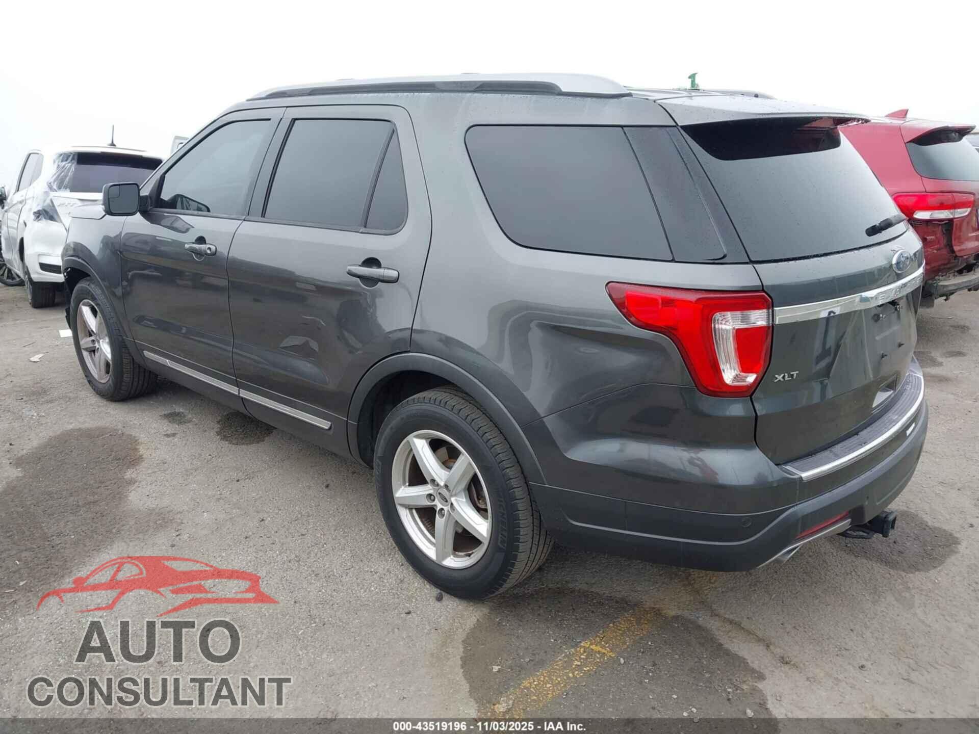 FORD EXPLORER 2018 - 1FM5K7D81JGB09239