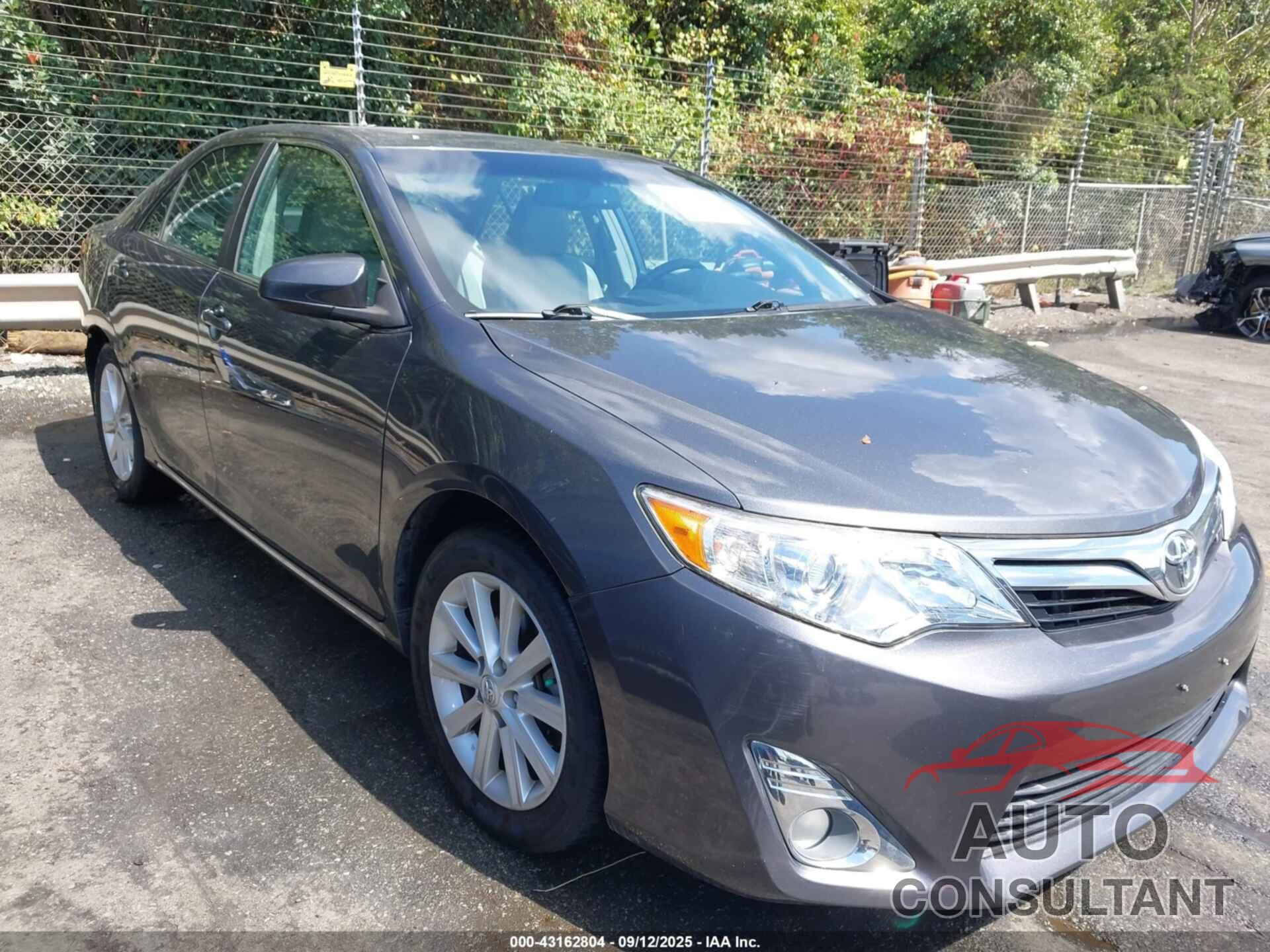 TOYOTA CAMRY 2012 - 4T1BK1FK2CU511431